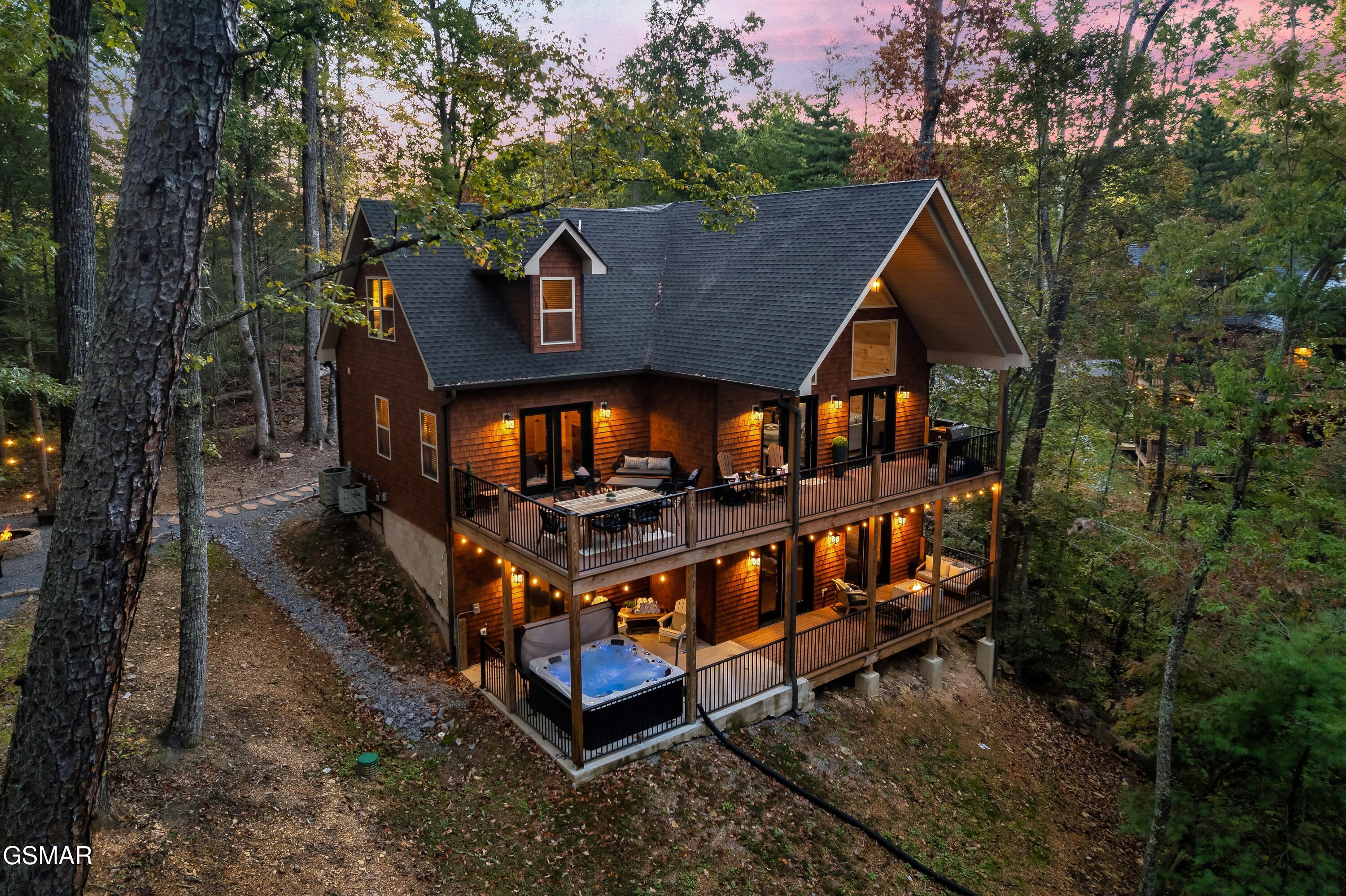 1325 Harmony Way Sevierville TN 37876