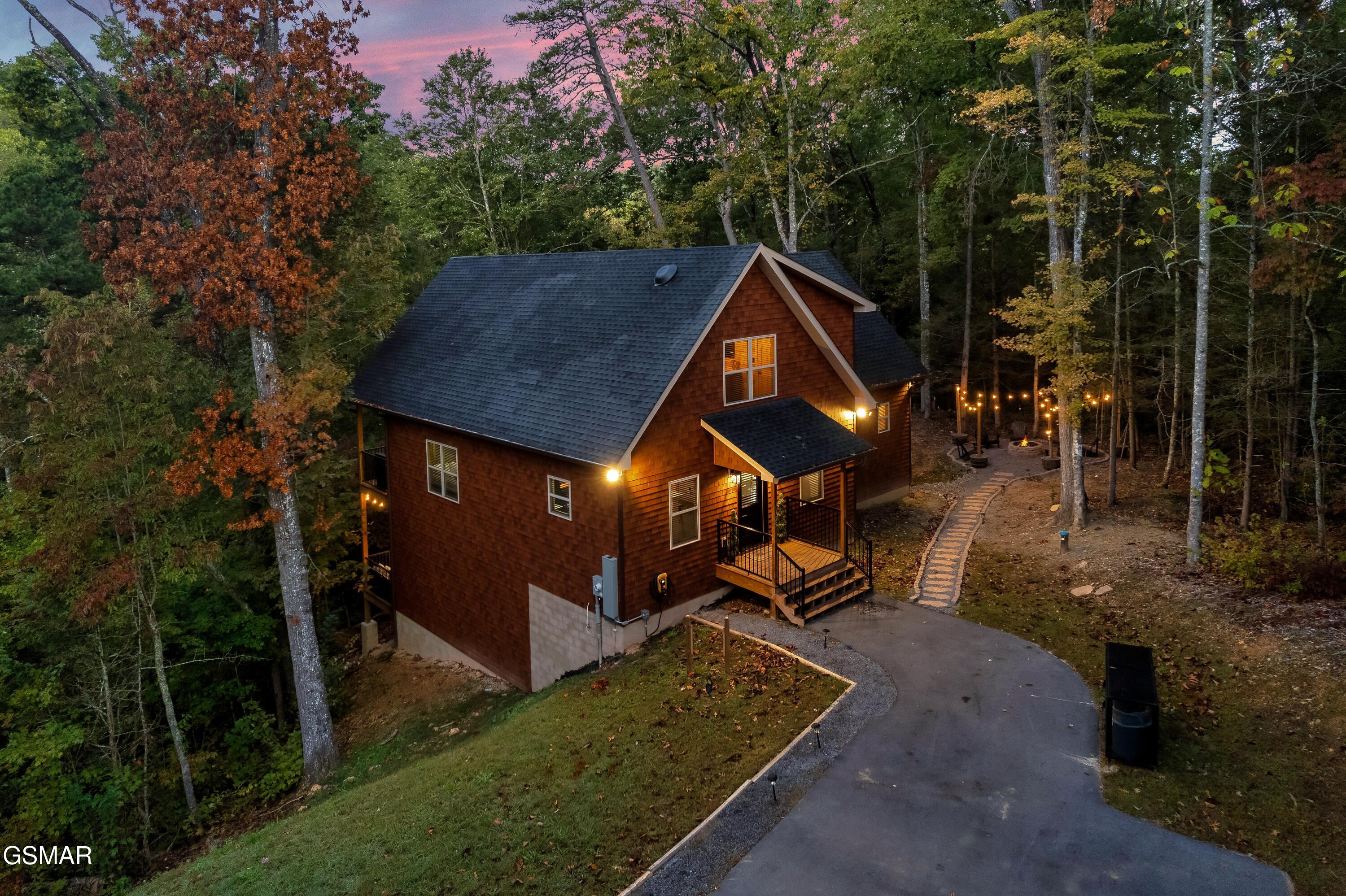 1325 Harmony Way Sevierville TN 37876