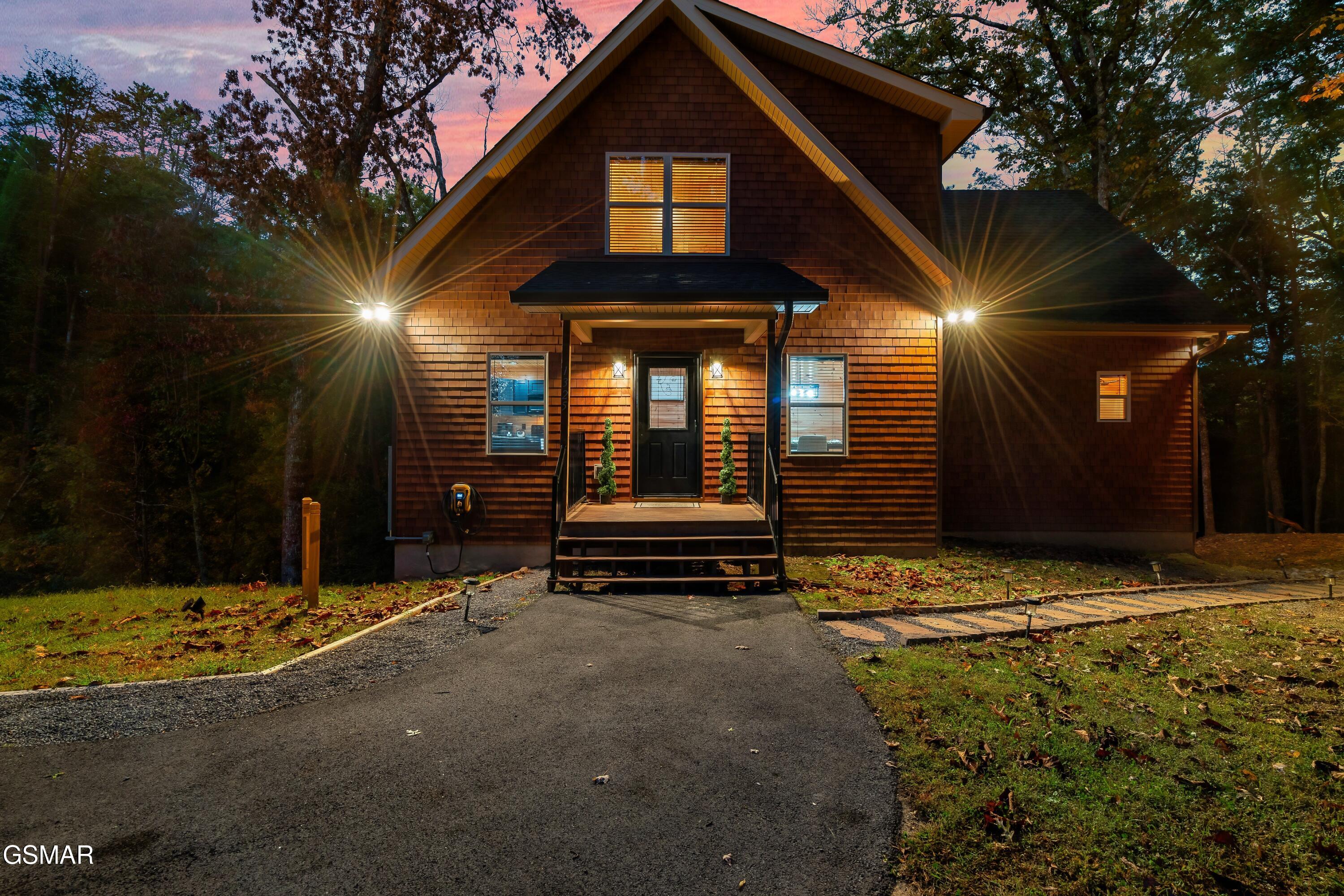 1325 Harmony Way Sevierville TN 37876