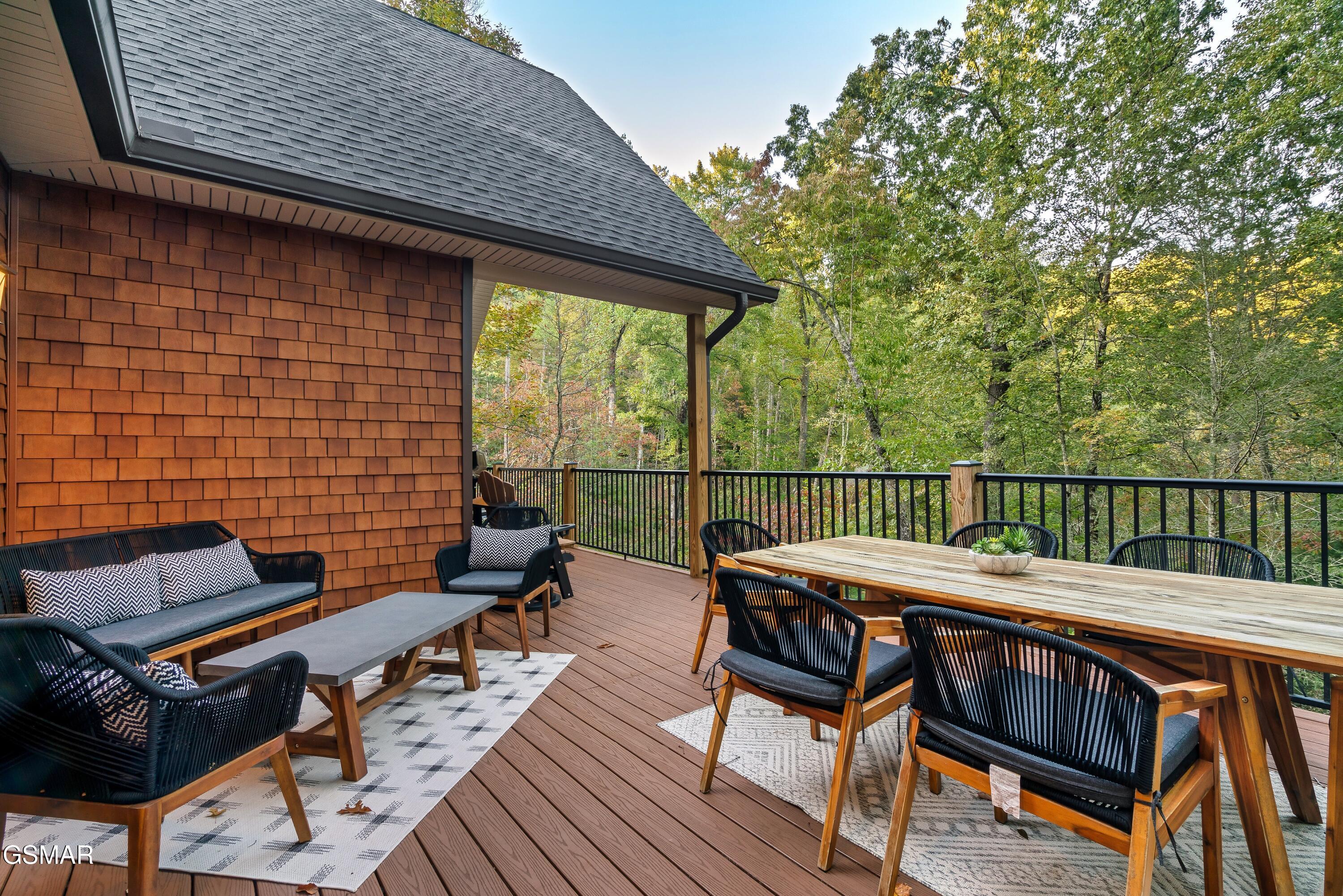 1325 Harmony Way Sevierville TN 37876