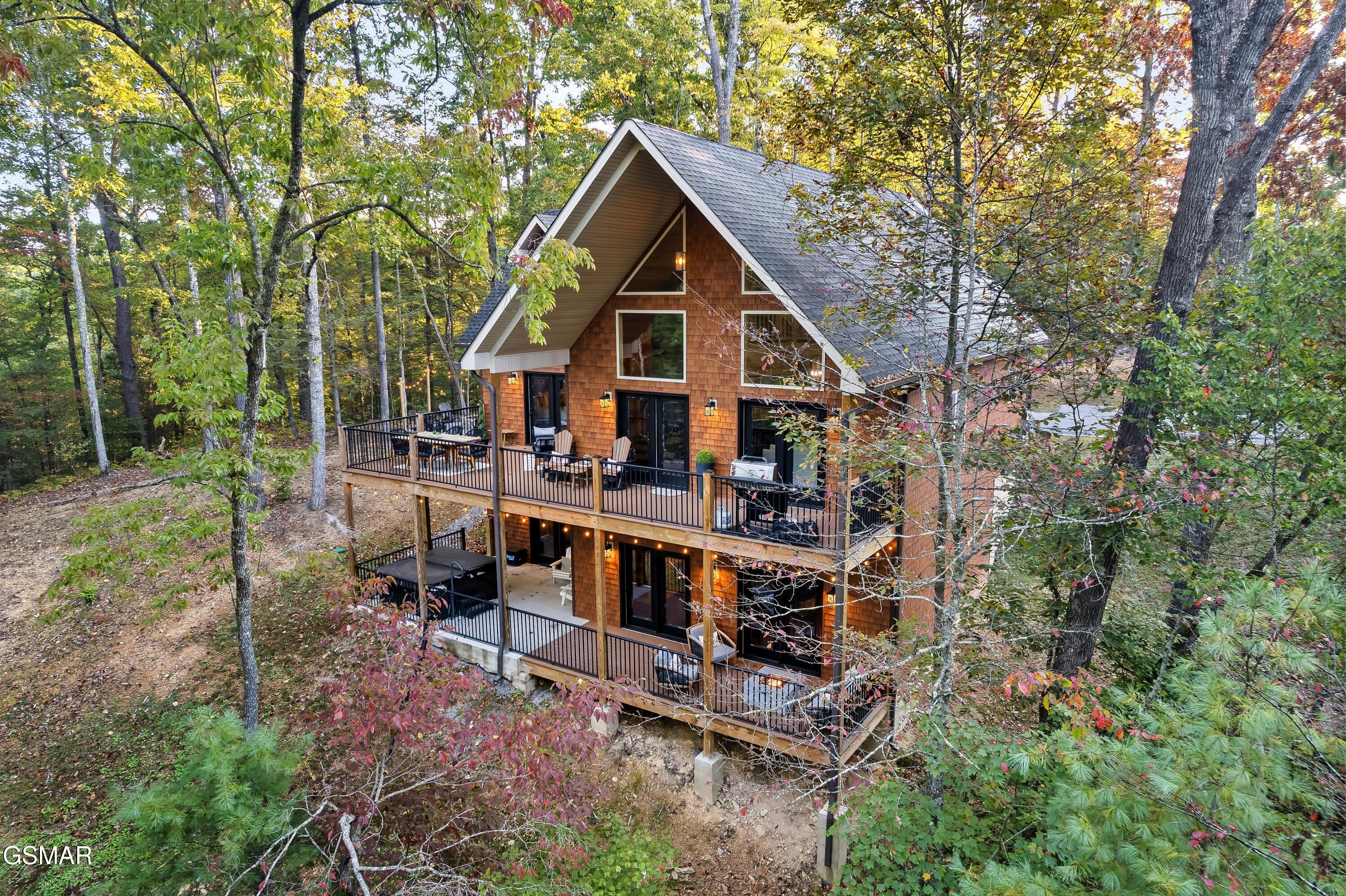 1325 Harmony Way Sevierville TN 37876