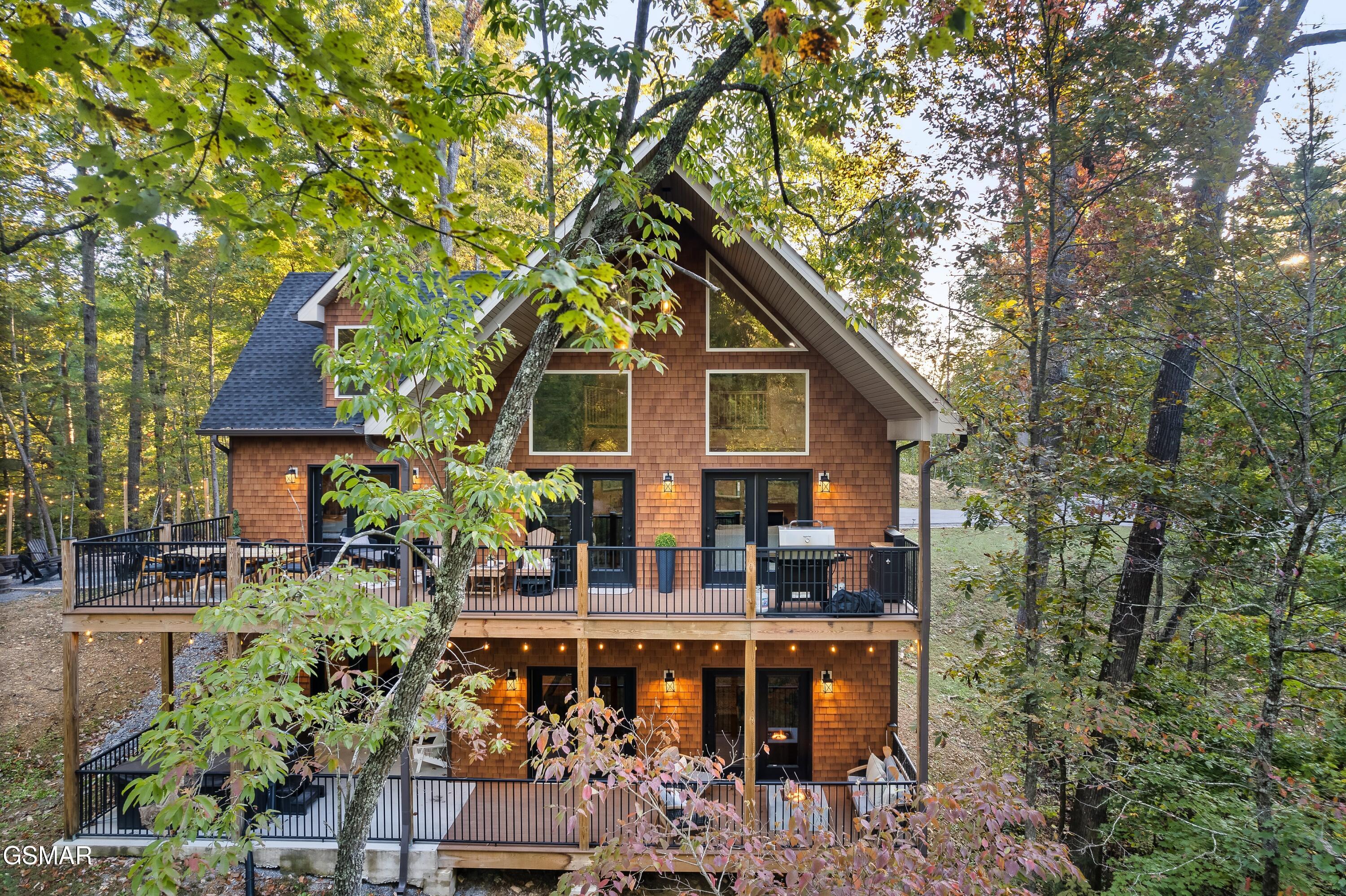 1325 Harmony Way Sevierville TN 37876