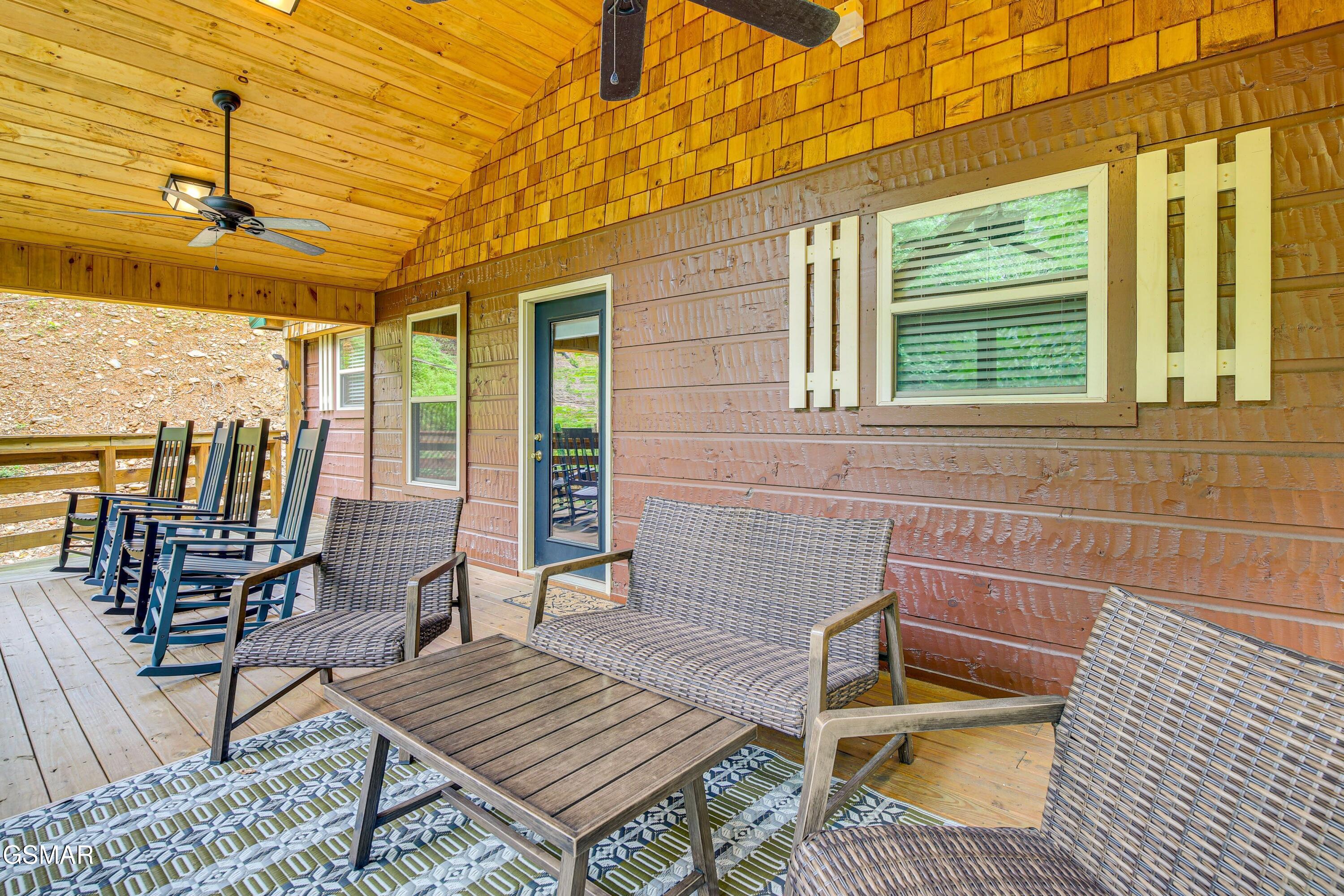 1046 Cheshire Court Gatlinburg TN 37738