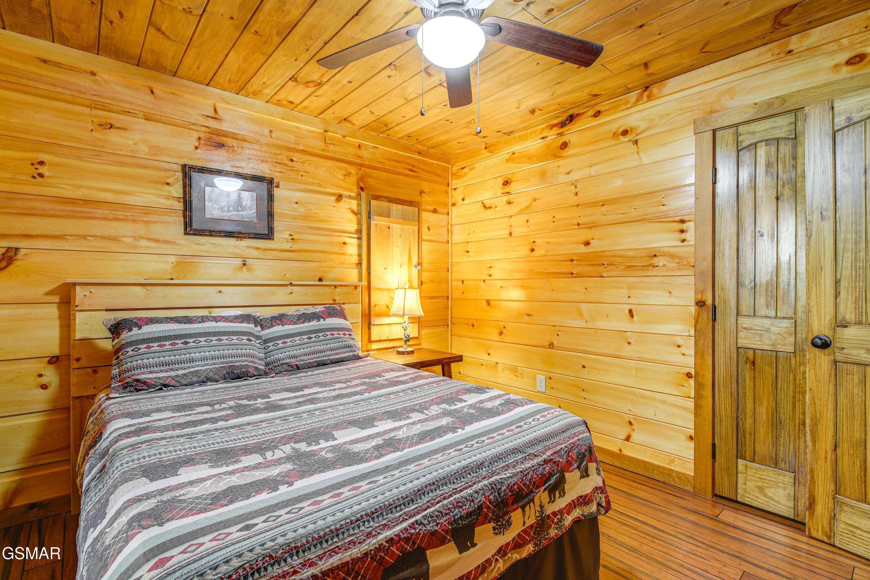 1046 Cheshire Court Gatlinburg TN 37738