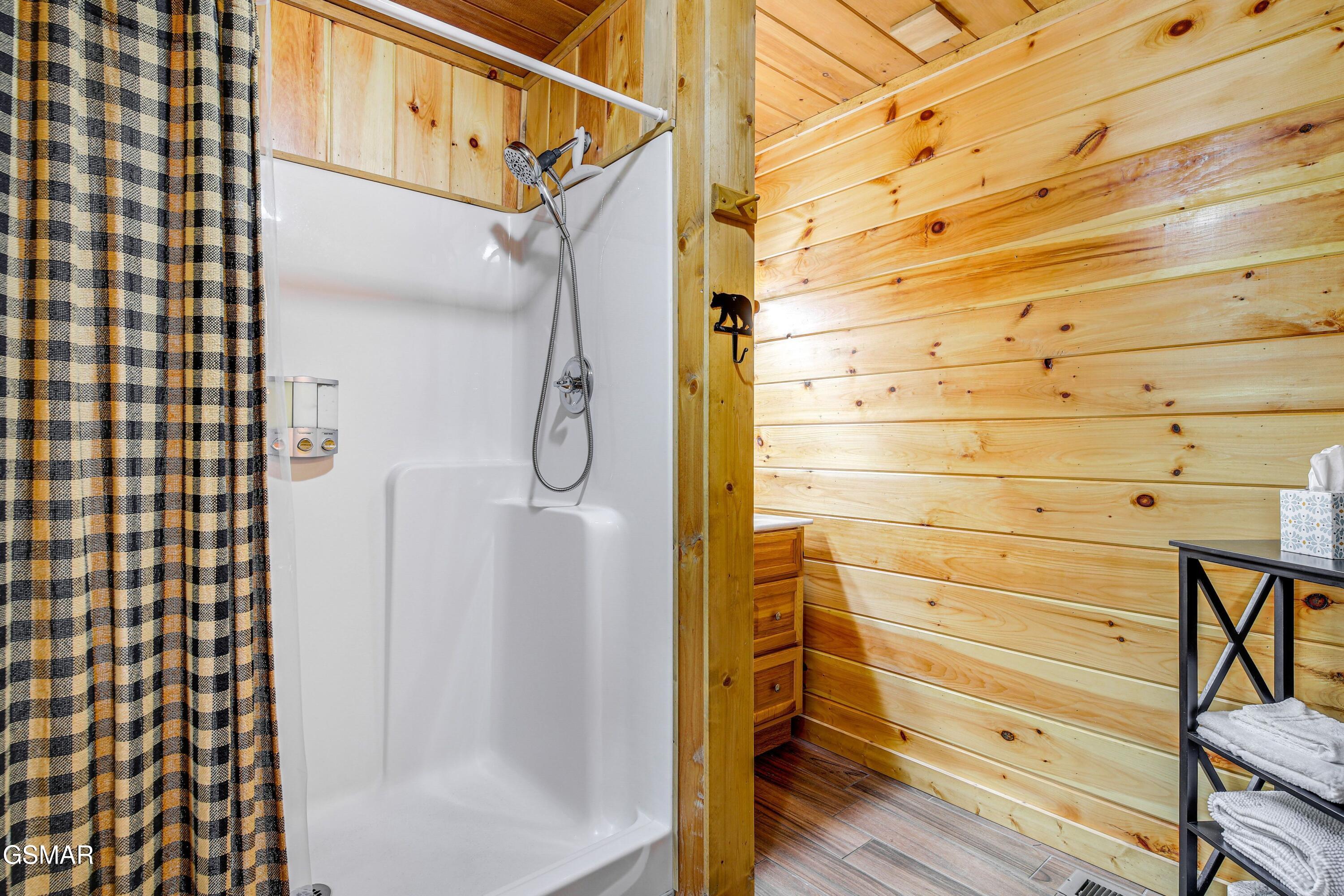 1046 Cheshire Court Gatlinburg TN 37738