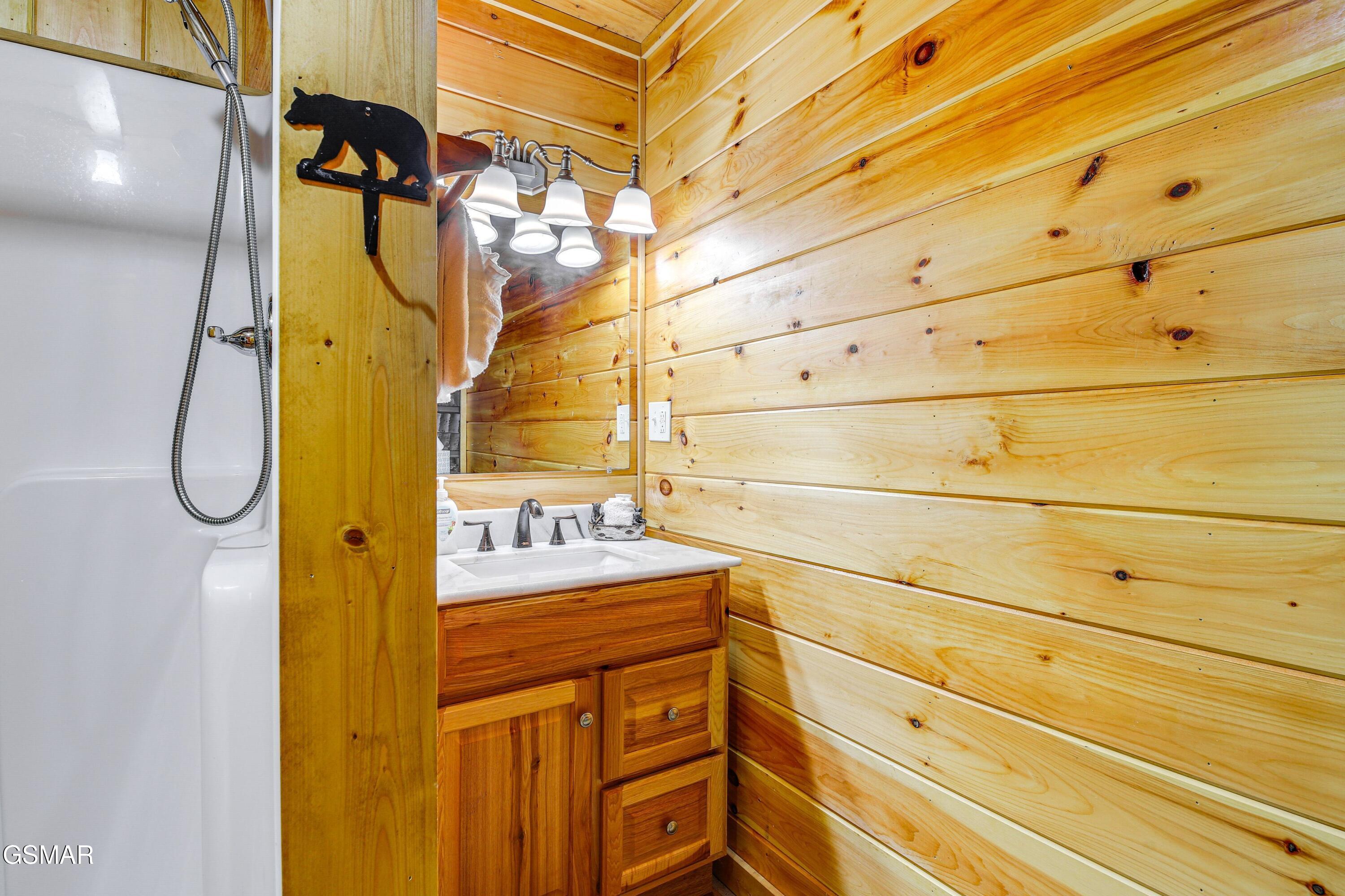 1046 Cheshire Court Gatlinburg TN 37738