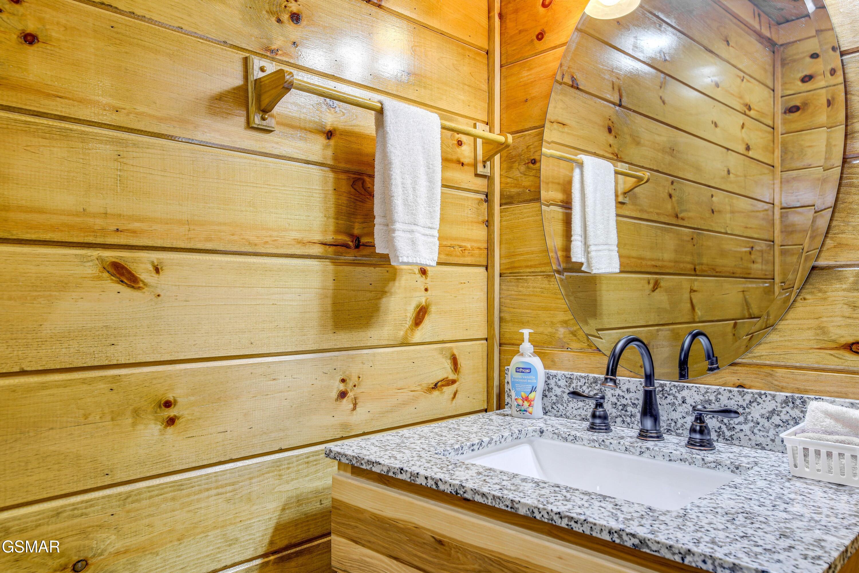 1046 Cheshire Court Gatlinburg TN 37738