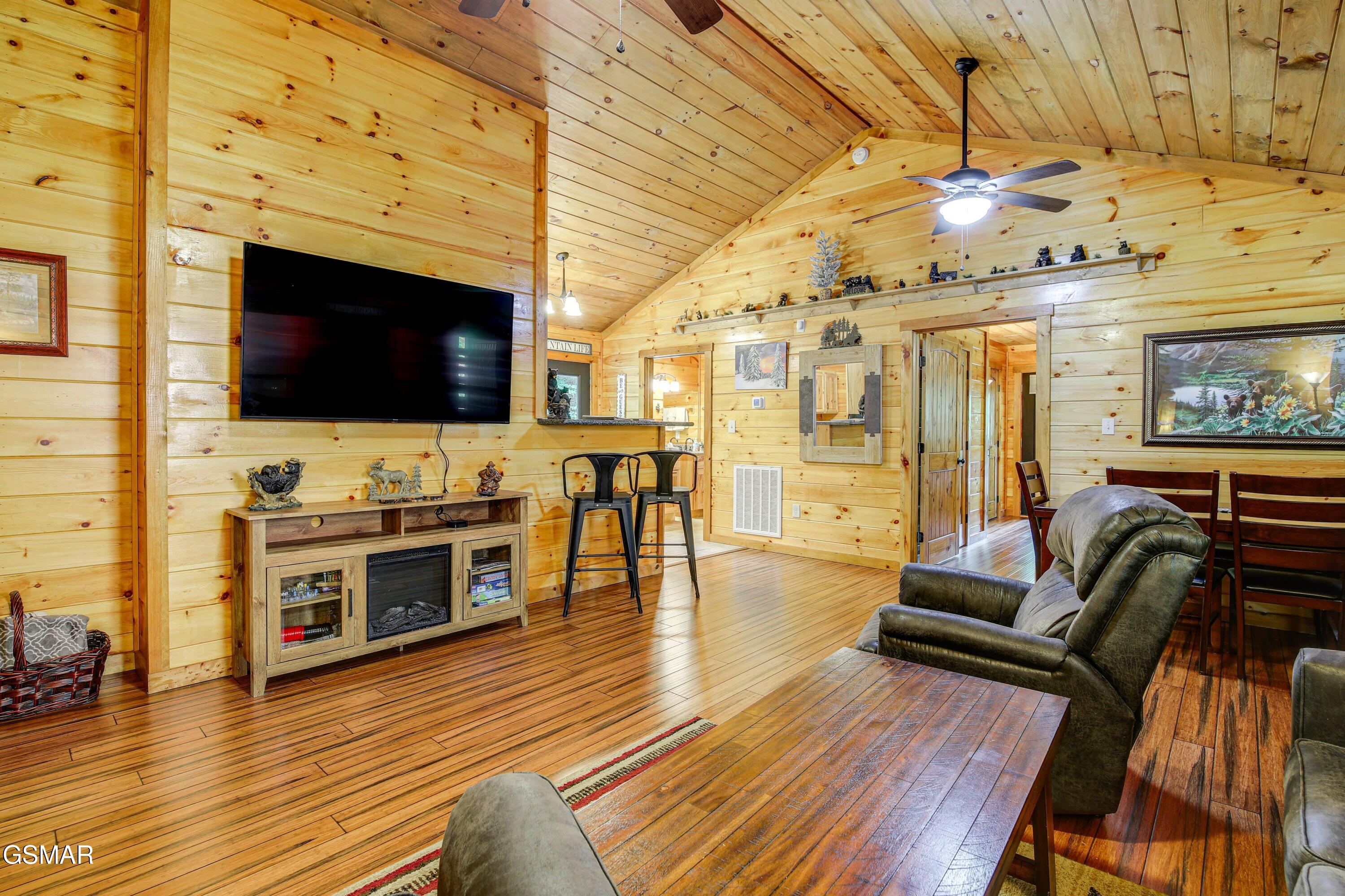 1046 Cheshire Court Gatlinburg TN 37738