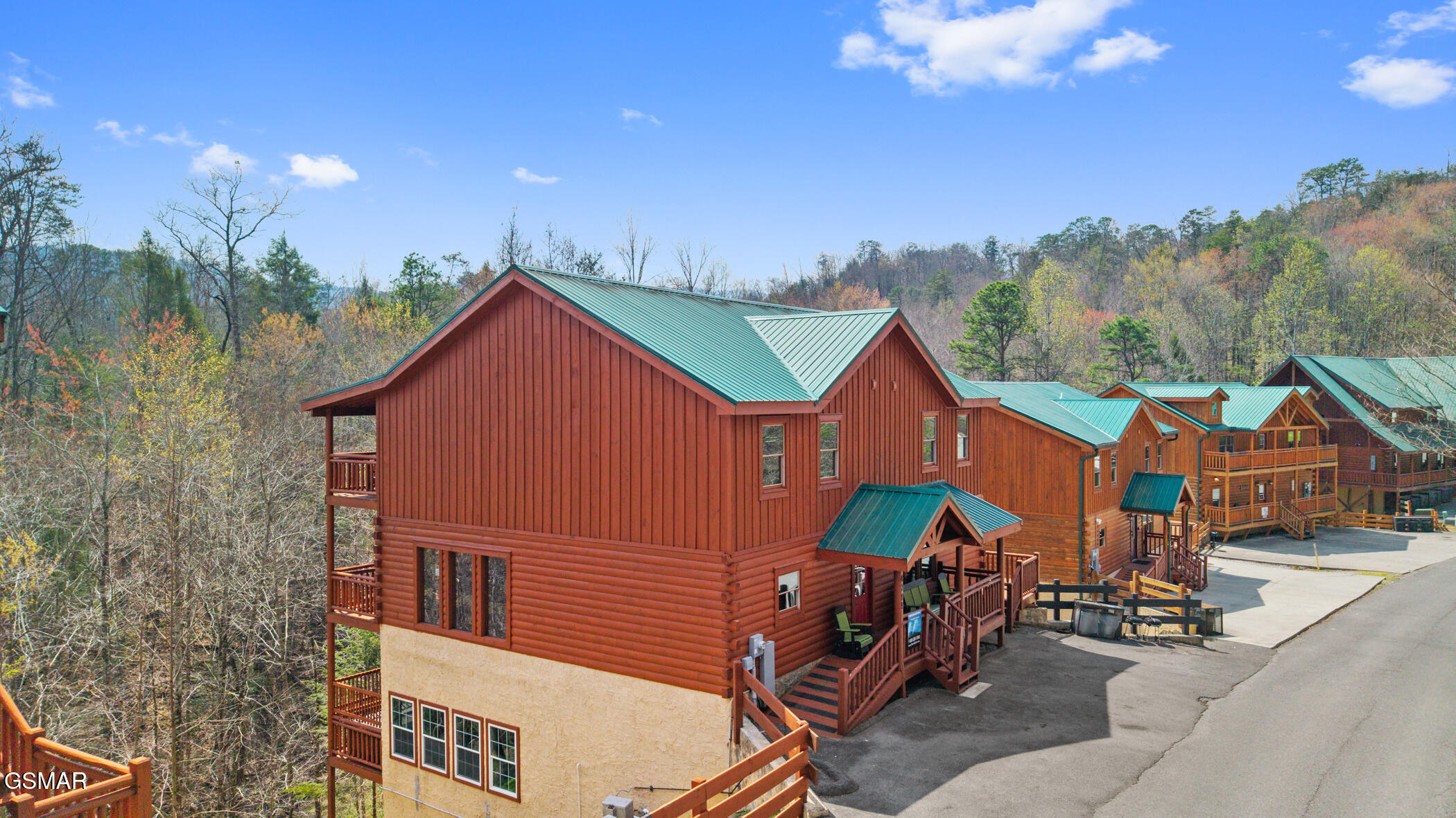 4359 Forest Ridge Way Pigeon Forge TN 37863