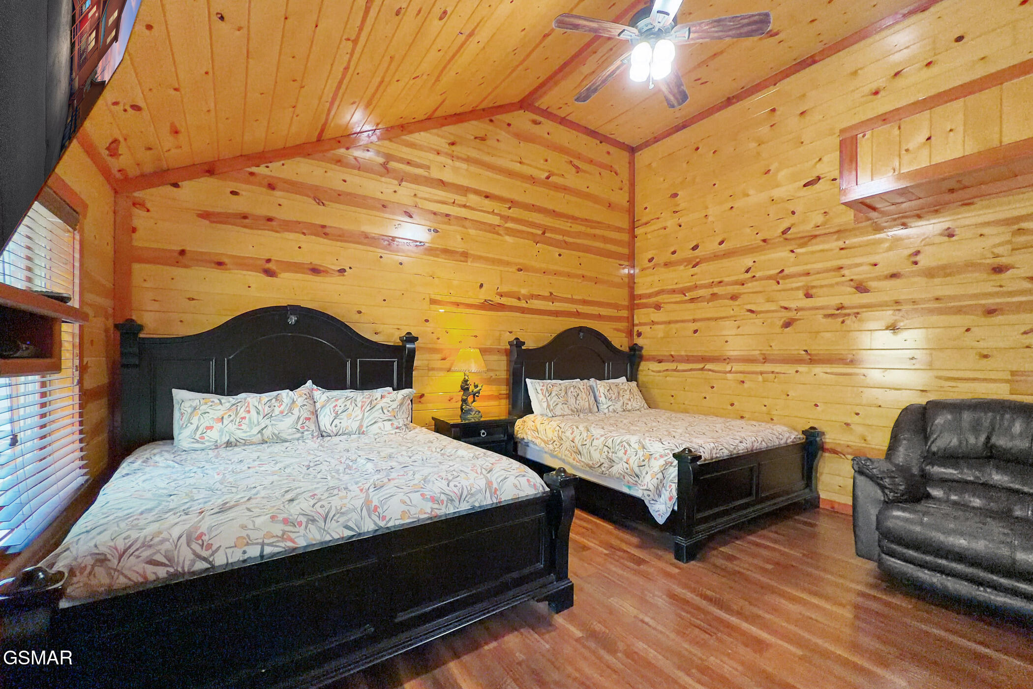 4359 Forest Ridge Way Pigeon Forge TN 37863
