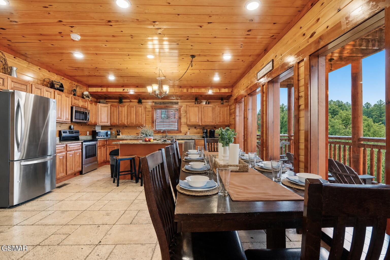 3704 Tilda Hilltop Way Sevierville TN 37862