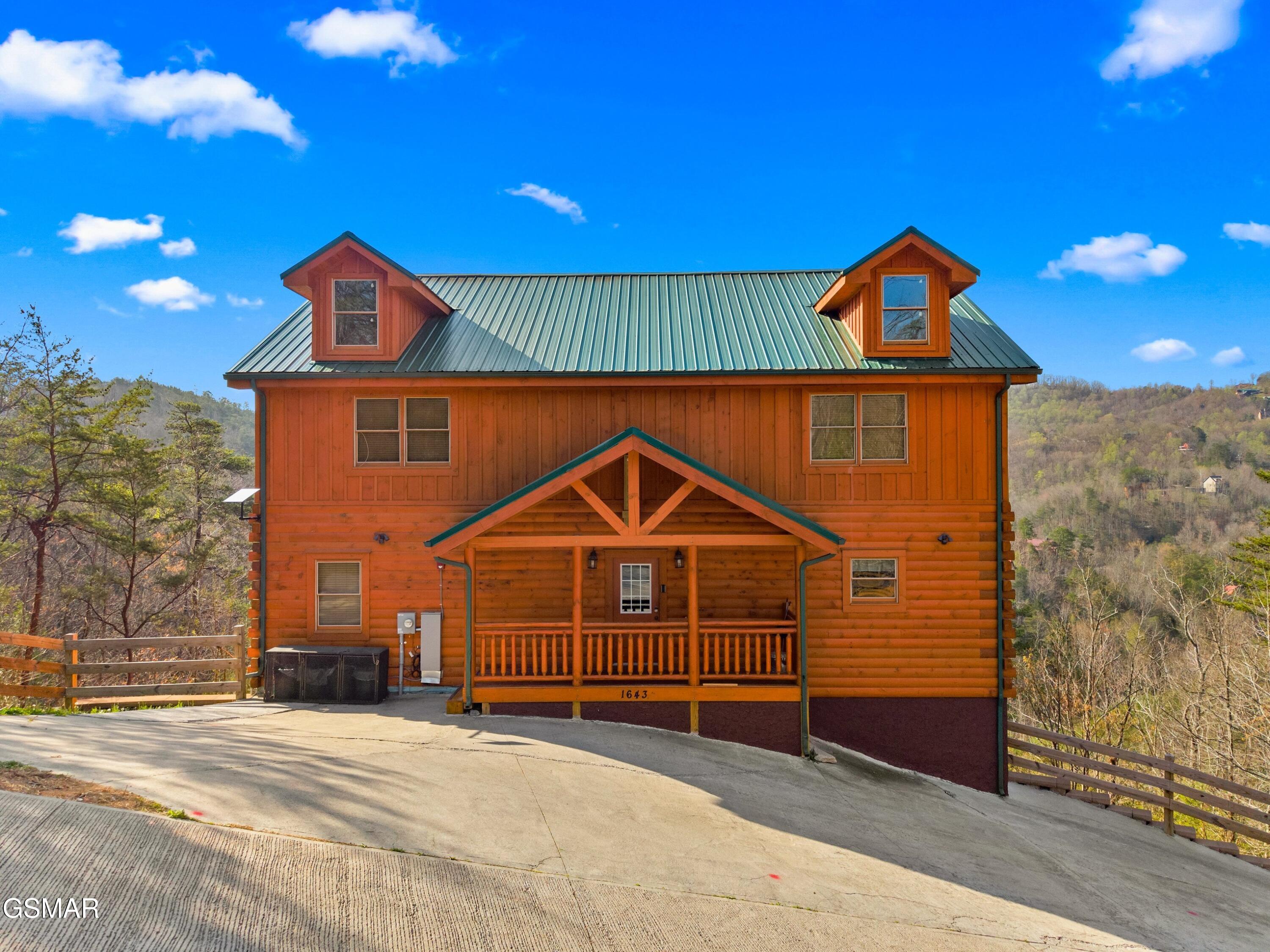 1643 Barn Door Lane Sevierville TN 37862