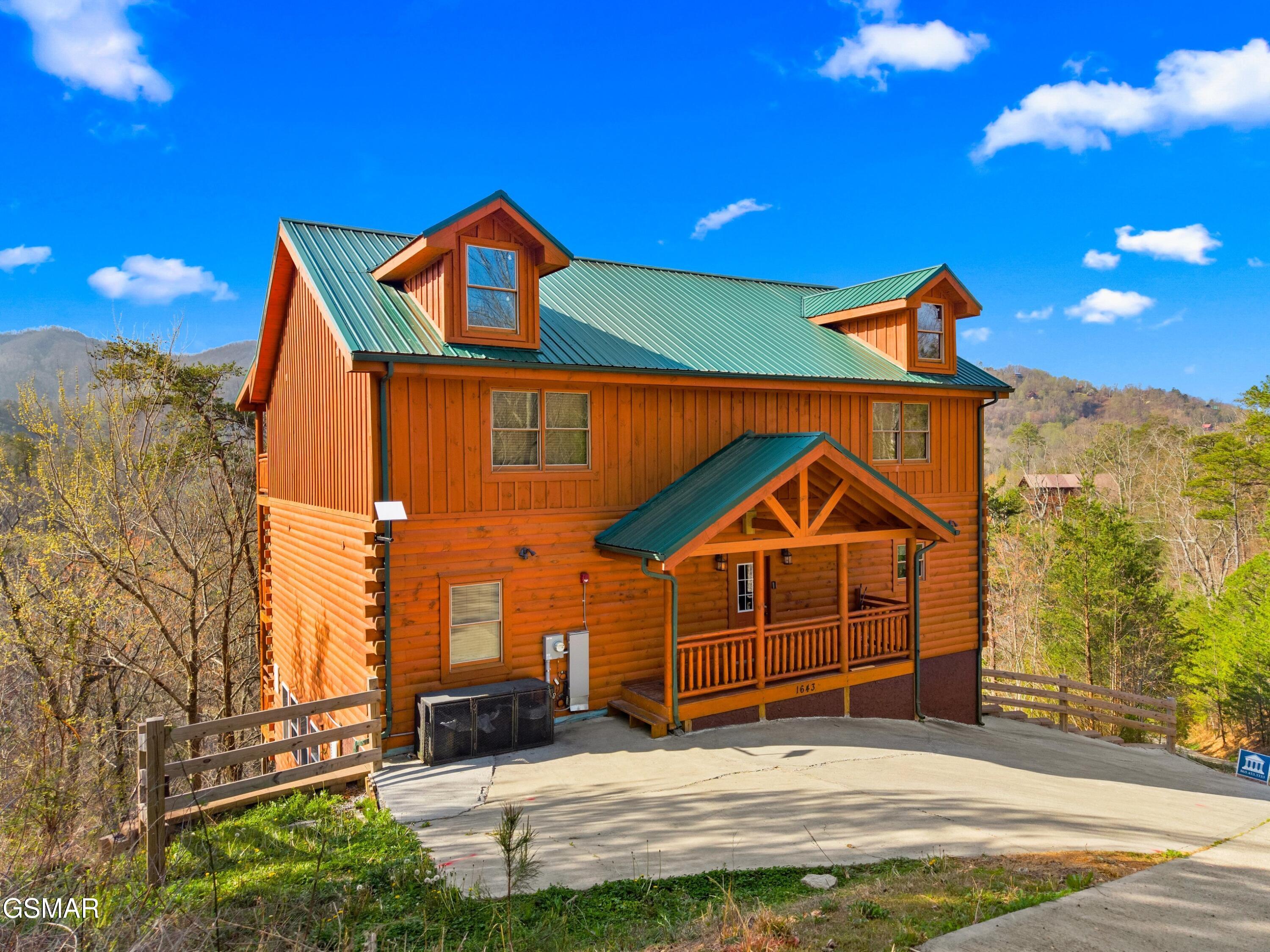 1643 Barn Door Lane Sevierville TN 37862
