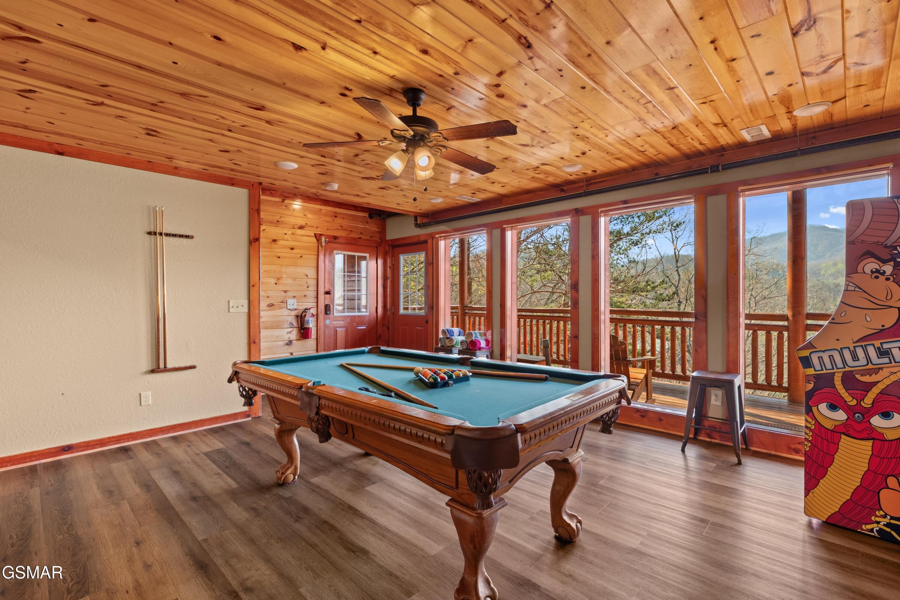 1643 Barn Door Lane Sevierville TN 37862