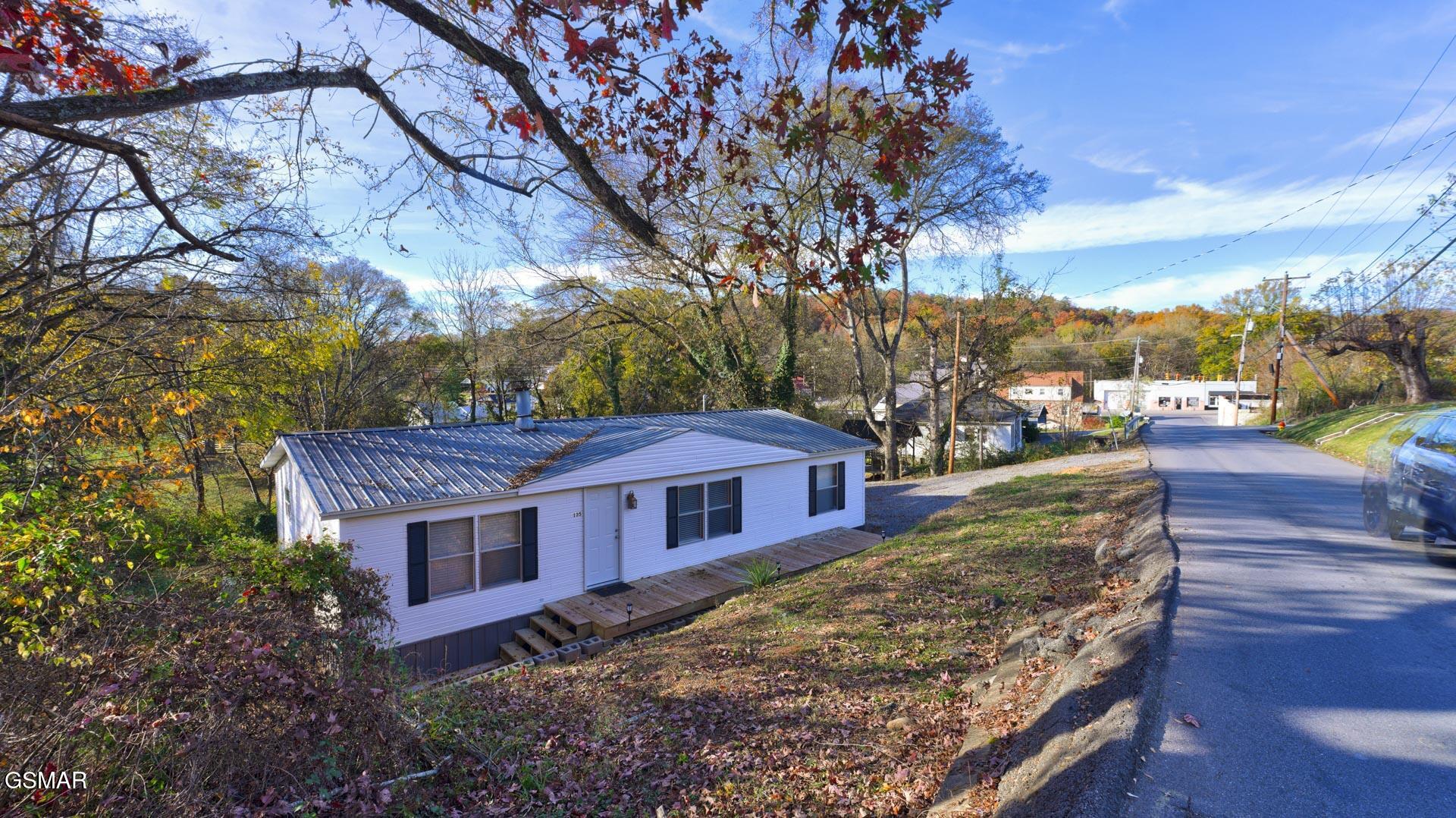 135 Blazer Street Newport TN 37821