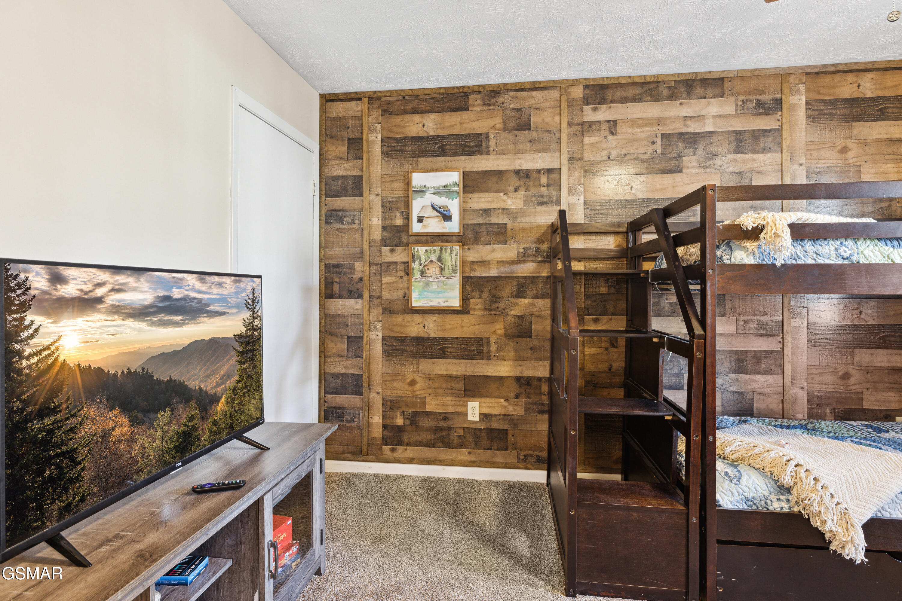 2777 Mountain View Circle Sevierville TN 37862