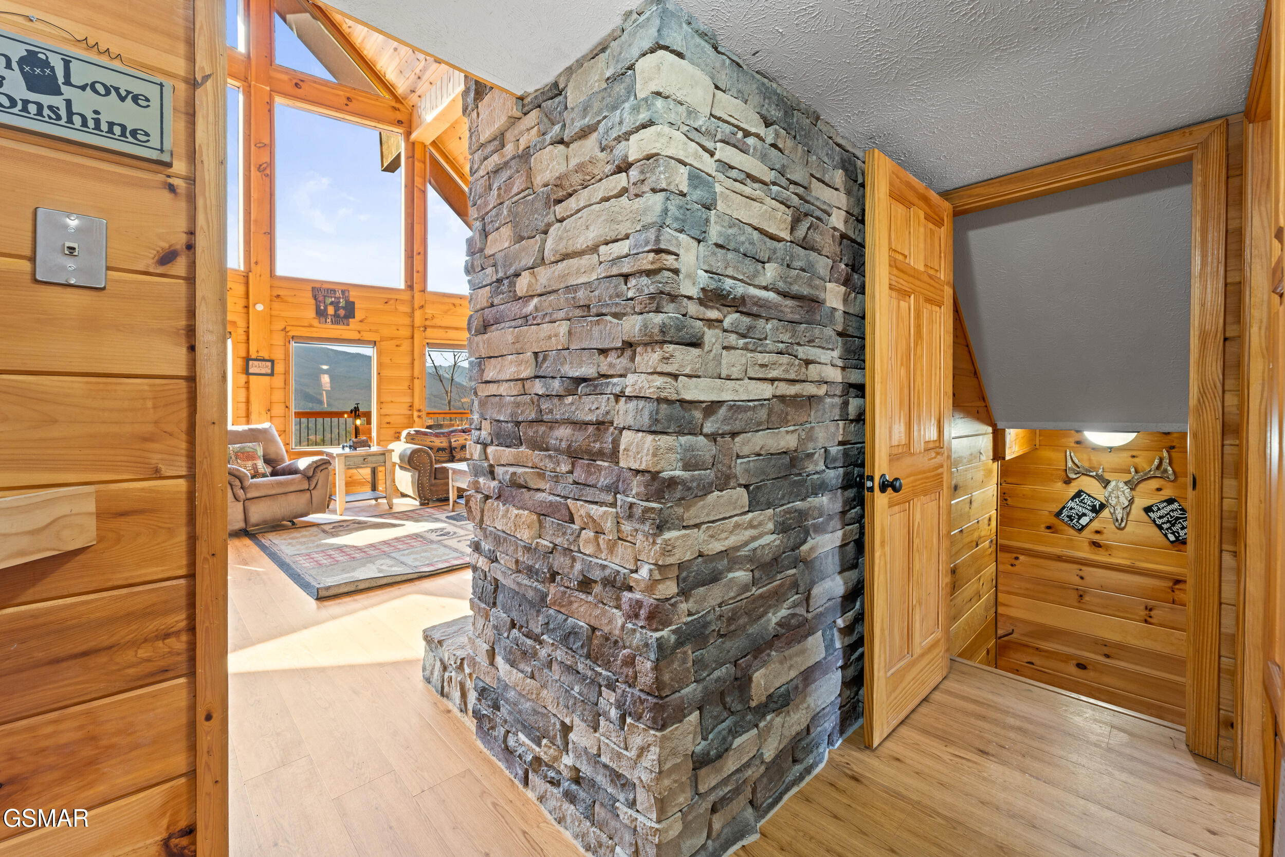 829 Red Fox Trail Gatlinburg TN 37738