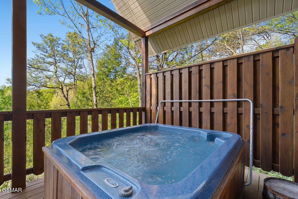 2011 Ridgecrest Loop Lane Sevierville TN 37876
