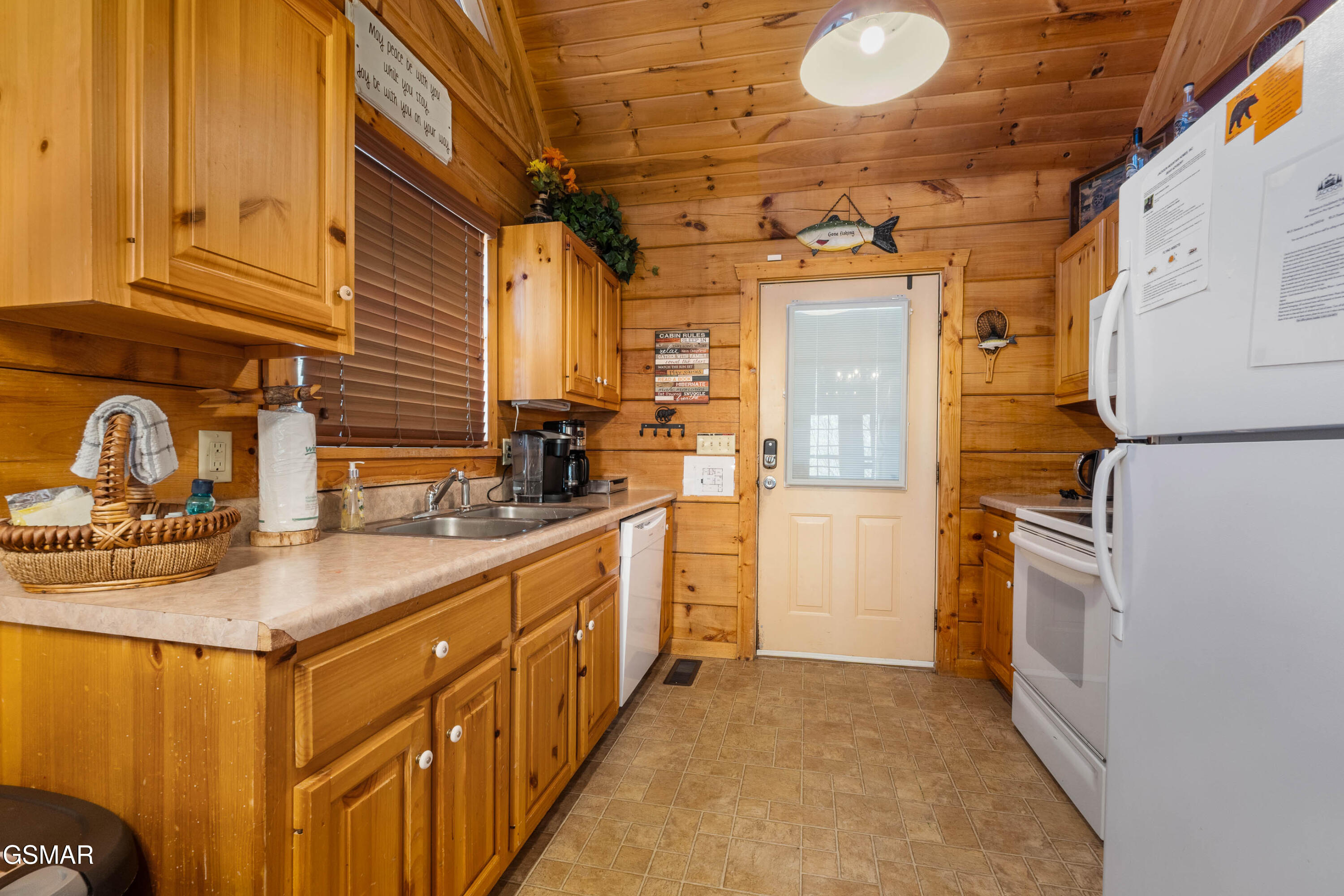 4388 Carolina Cove Way Pigeon Forge TN 37863