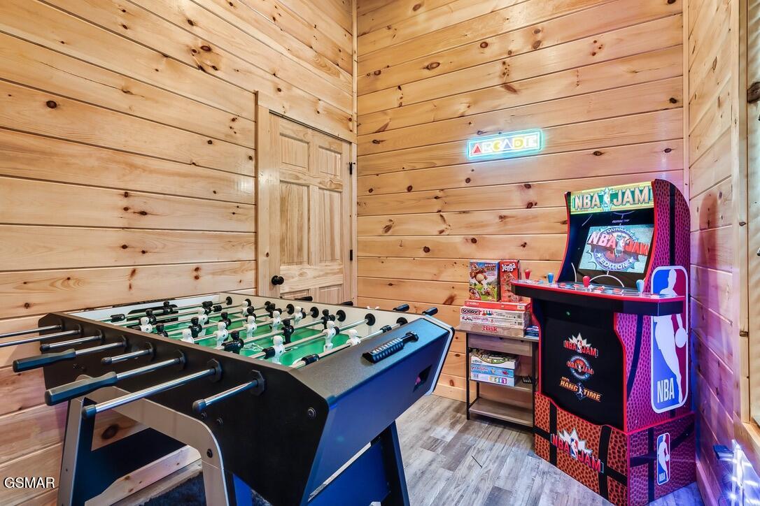 576 Dollywood Lane Pigeon Forge TN 37863