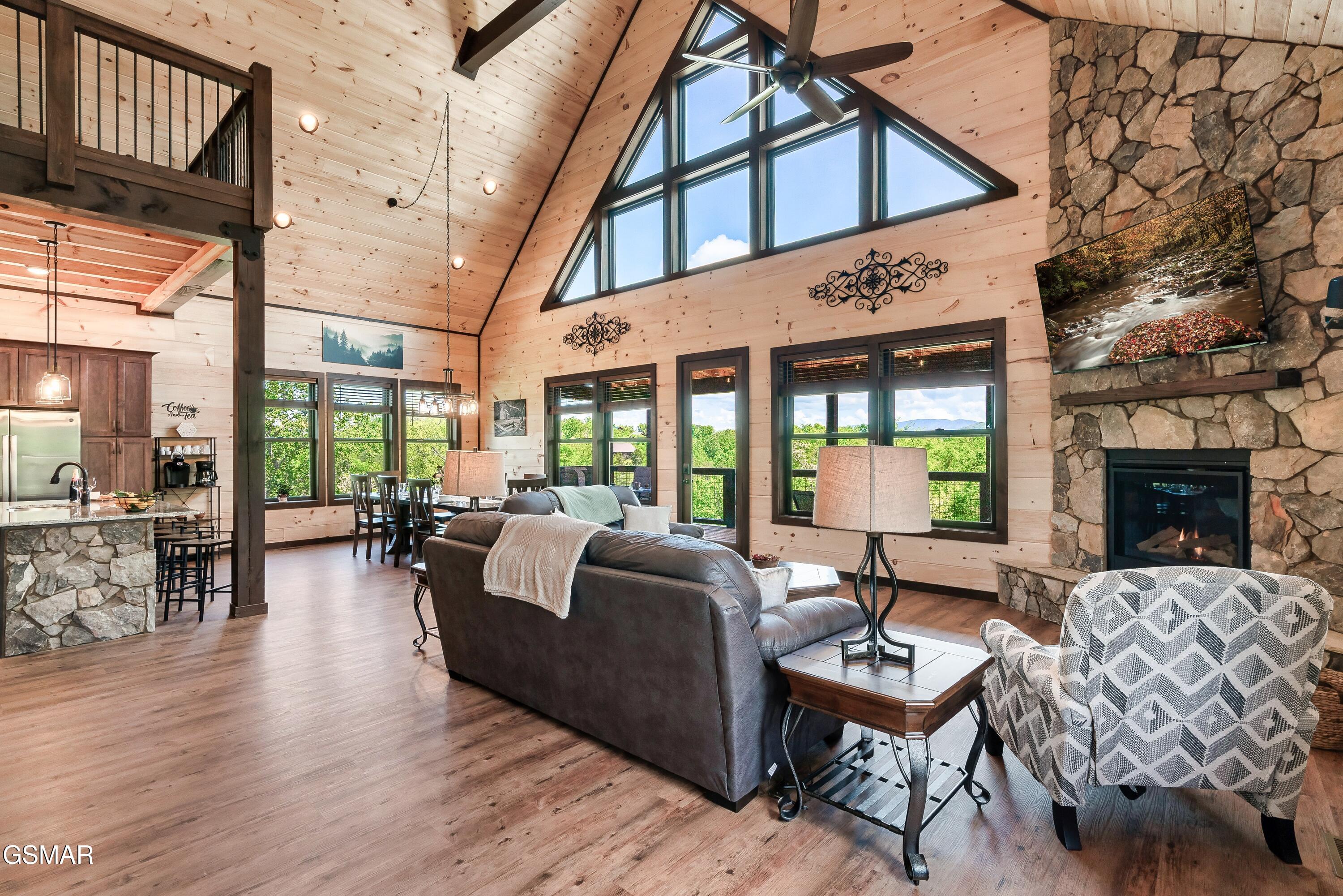 312 Oak Vista Court Sevierville TN 37876