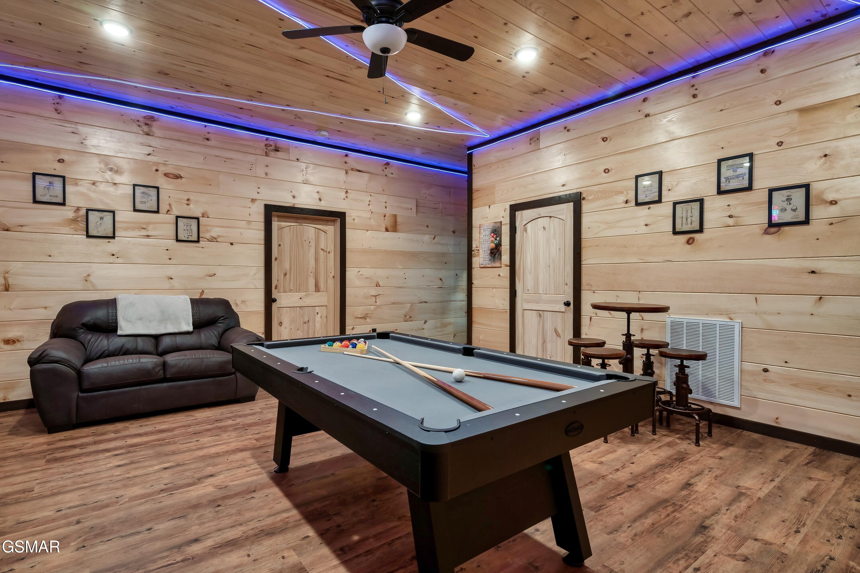 312 Oak Vista Court Sevierville TN 37876