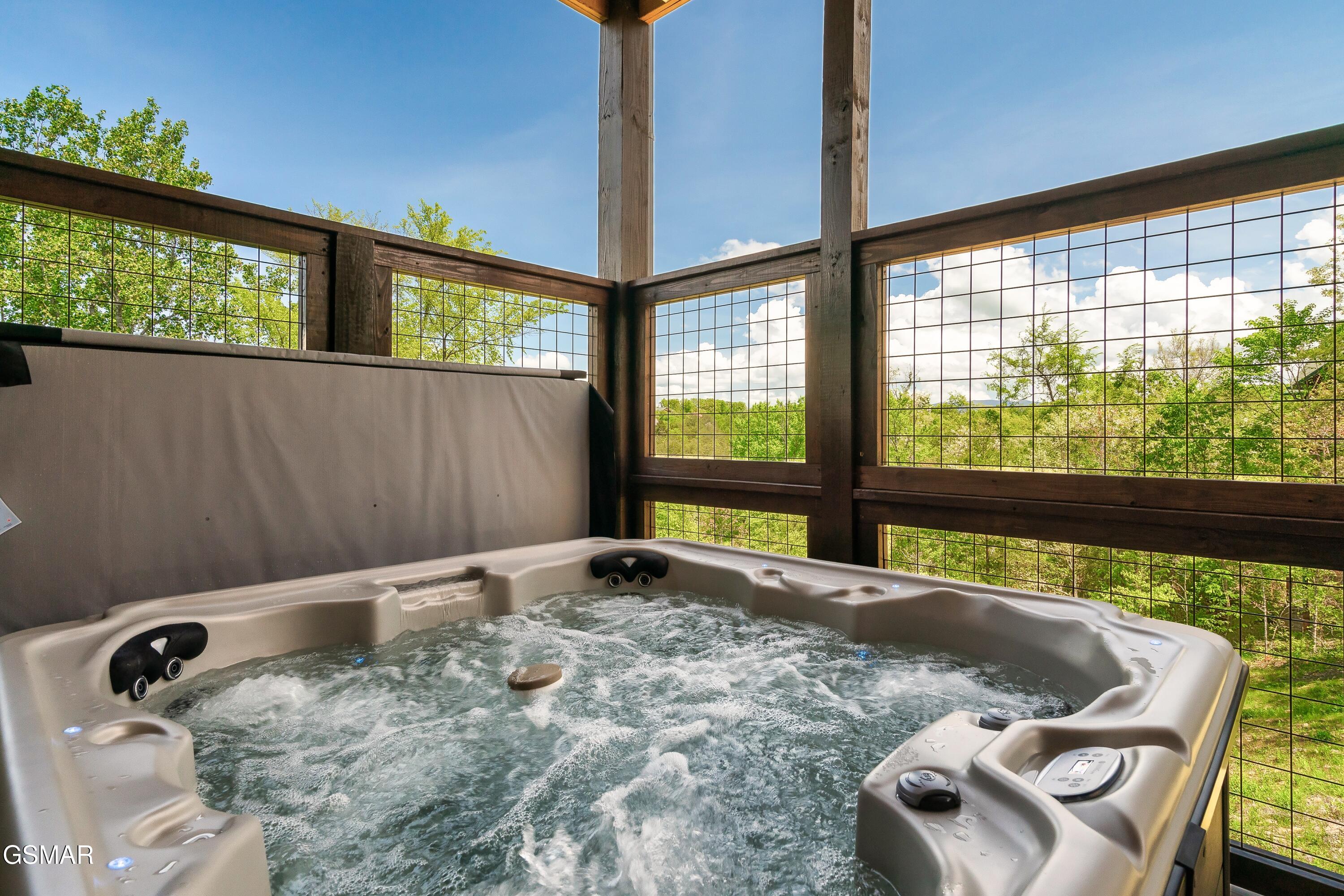 312 Oak Vista Court Sevierville TN 37876