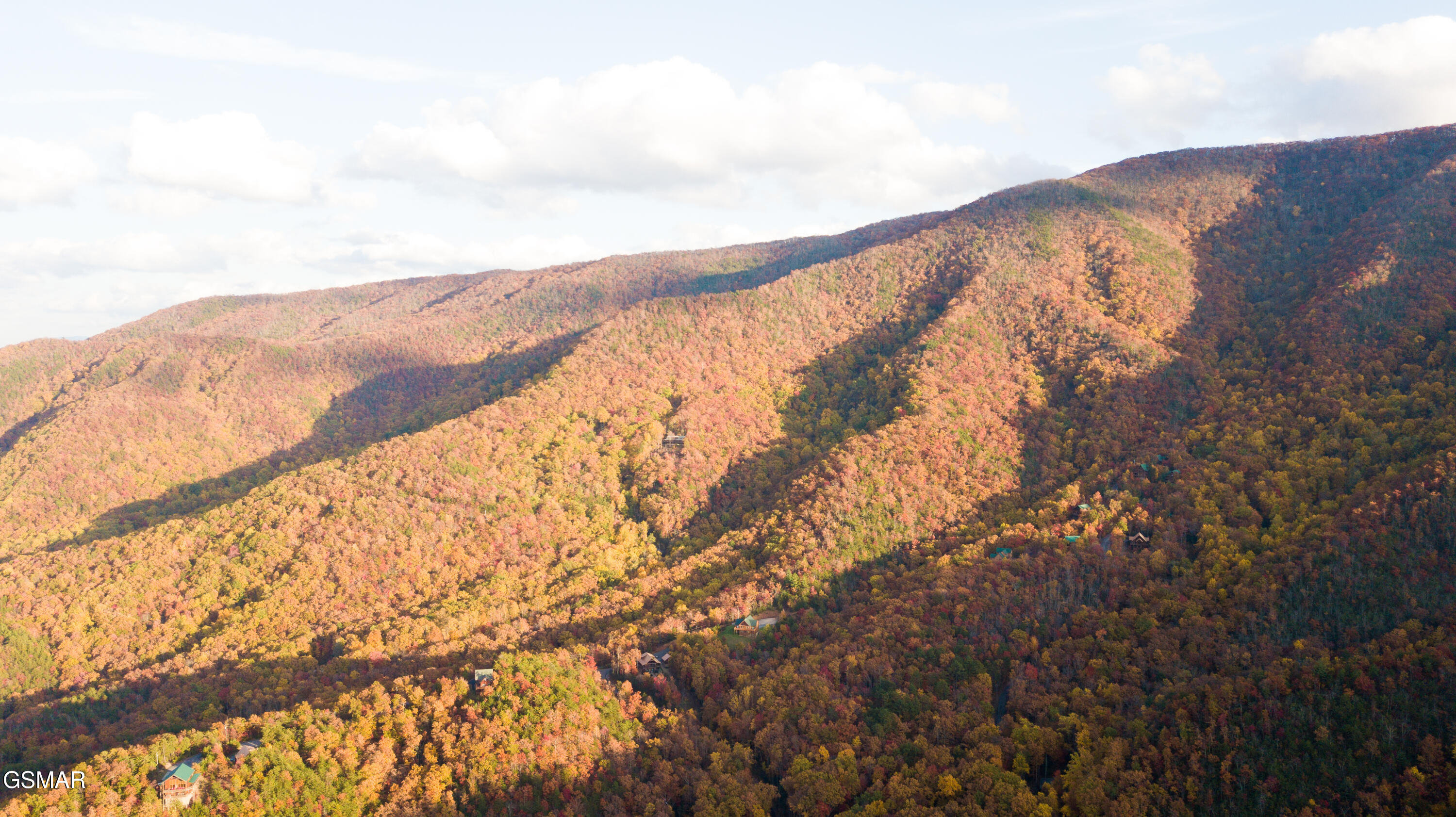 3059 Perry Circle & Lot 11 Lane Sevierville TN 37862