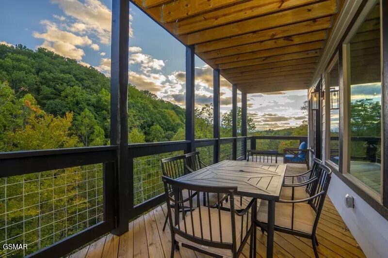 821 Sunshine Trail Gatlinburg TN 37738