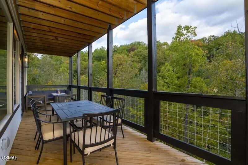 821 Sunshine Trail Gatlinburg TN 37738