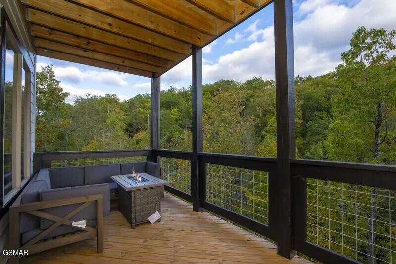 821 Sunshine Trail Gatlinburg TN 37738