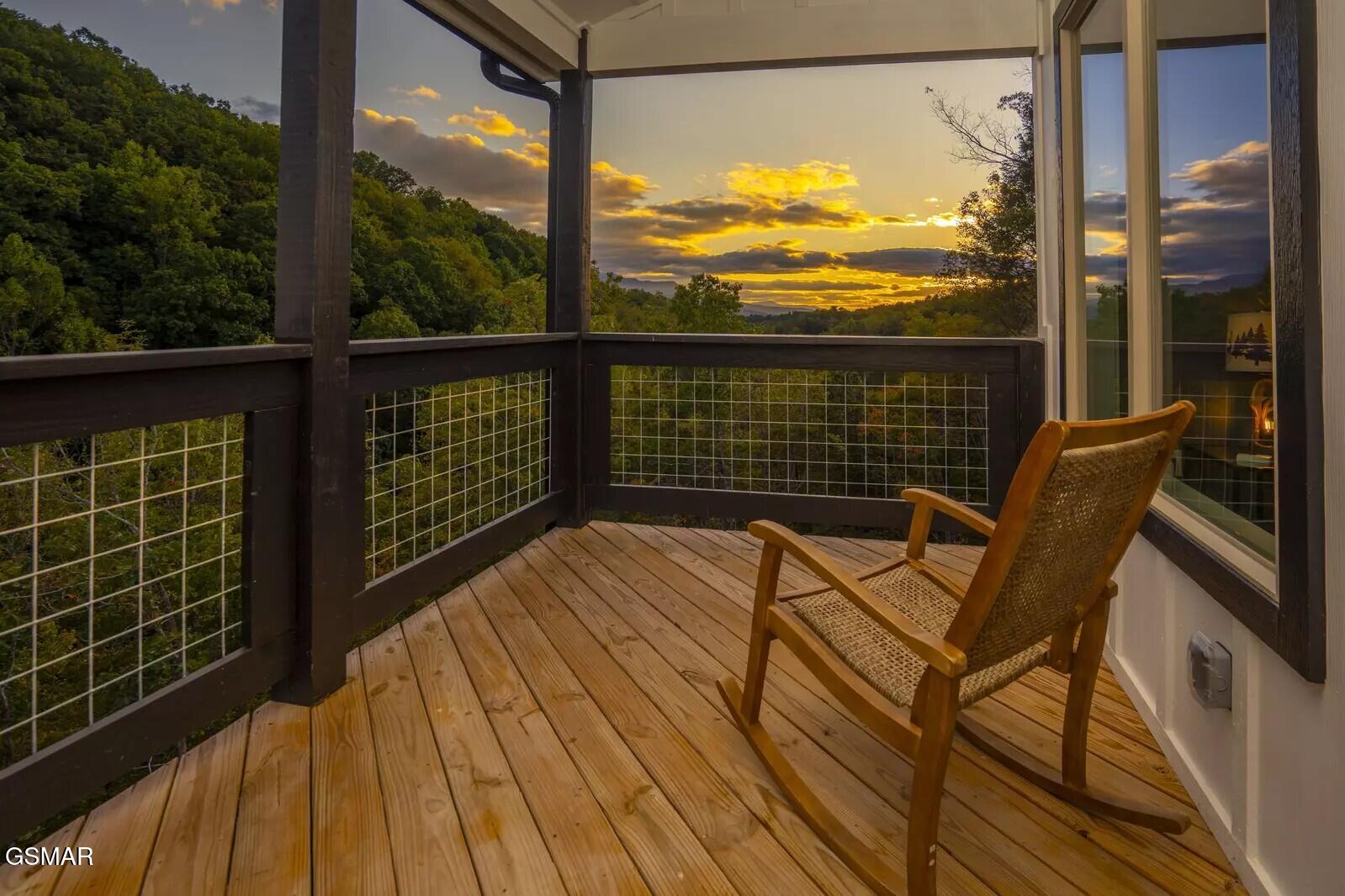 821 Sunshine Trail Gatlinburg TN 37738