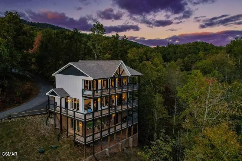 821 Sunshine Trail Gatlinburg TN 37738