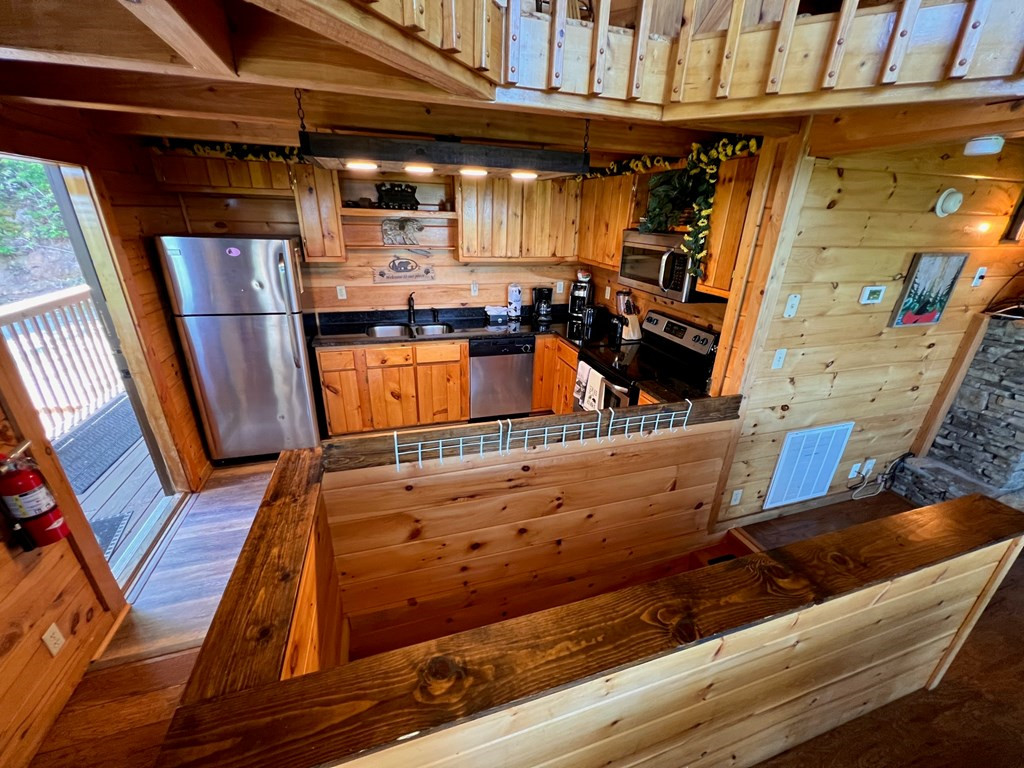 2203 Foxberry Way Sevierville TN 37876
