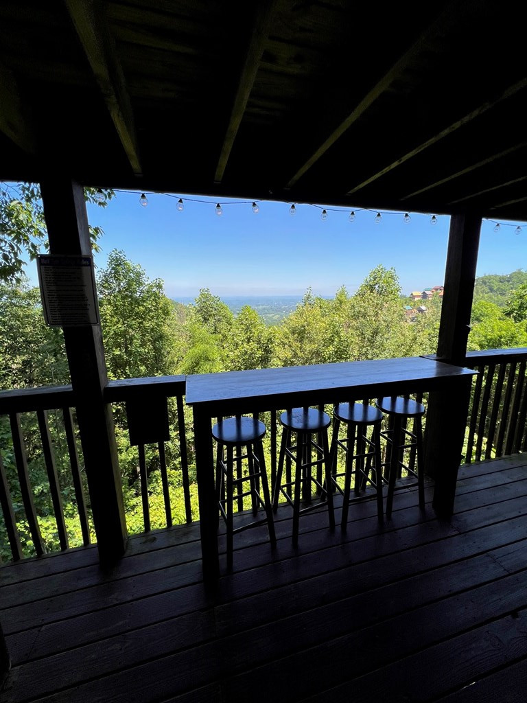 2203 Foxberry Way Sevierville TN 37876