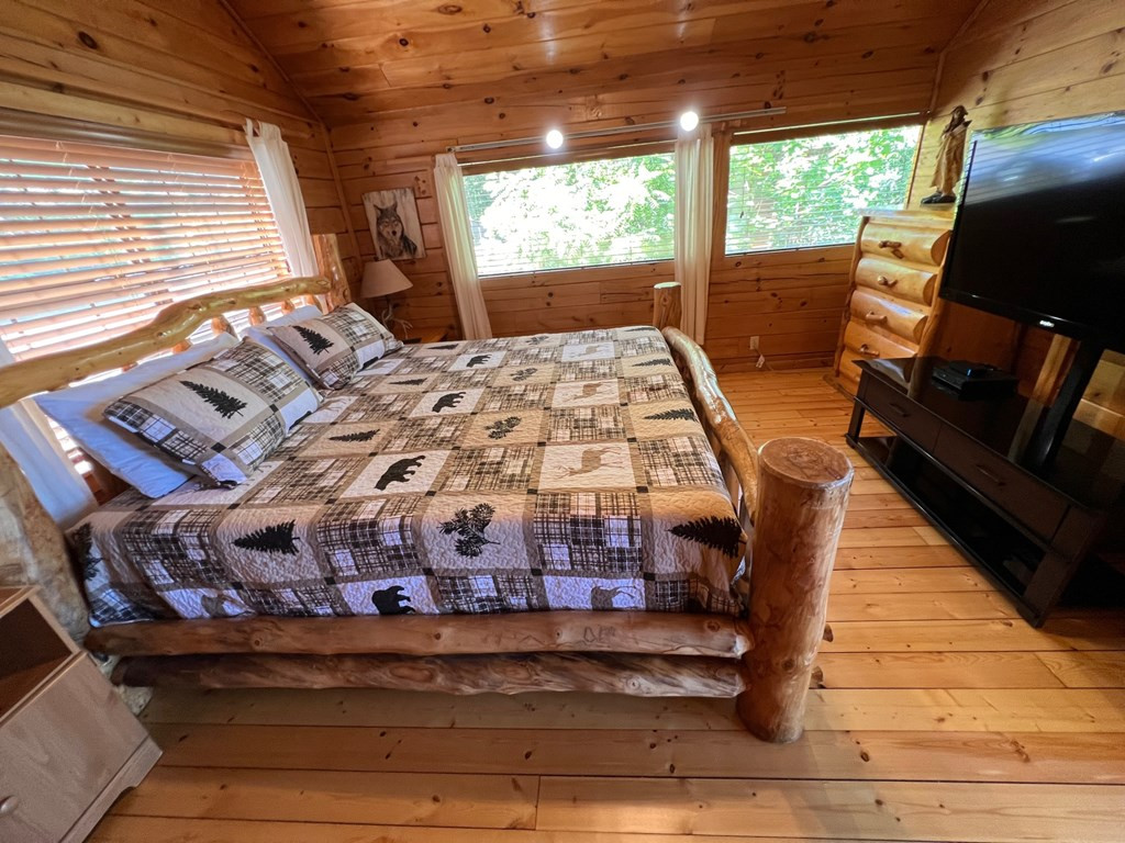 2203 Foxberry Way Sevierville TN 37876