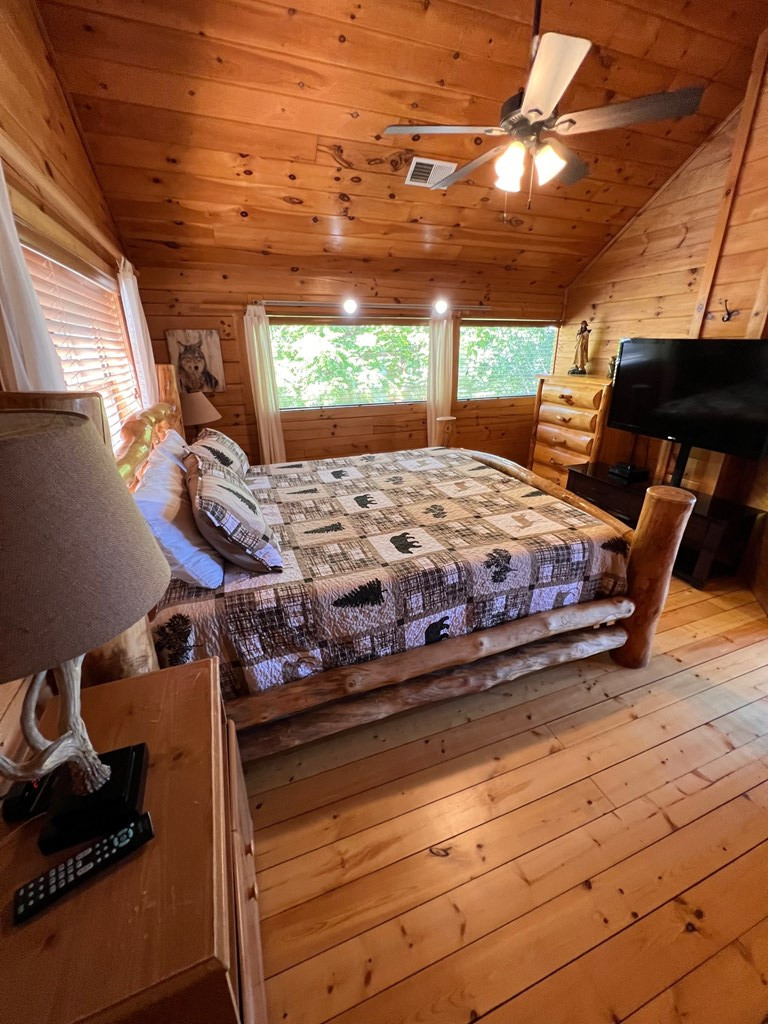 2203 Foxberry Way Sevierville TN 37876