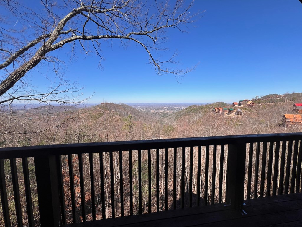 2203 Foxberry Way Sevierville TN 37876