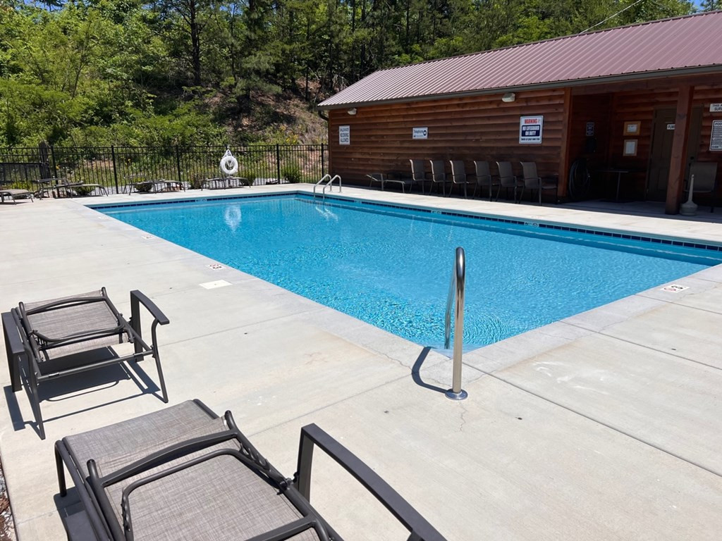 2203 Foxberry Way Sevierville TN 37876