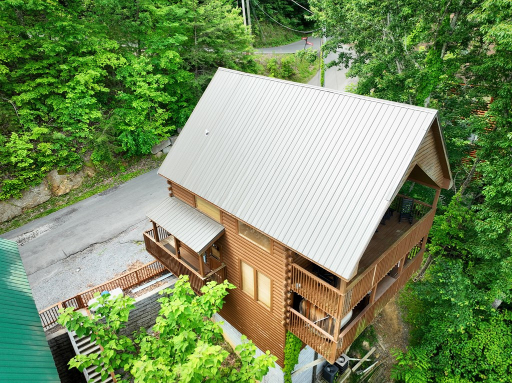 2203 Foxberry Way Sevierville TN 37876