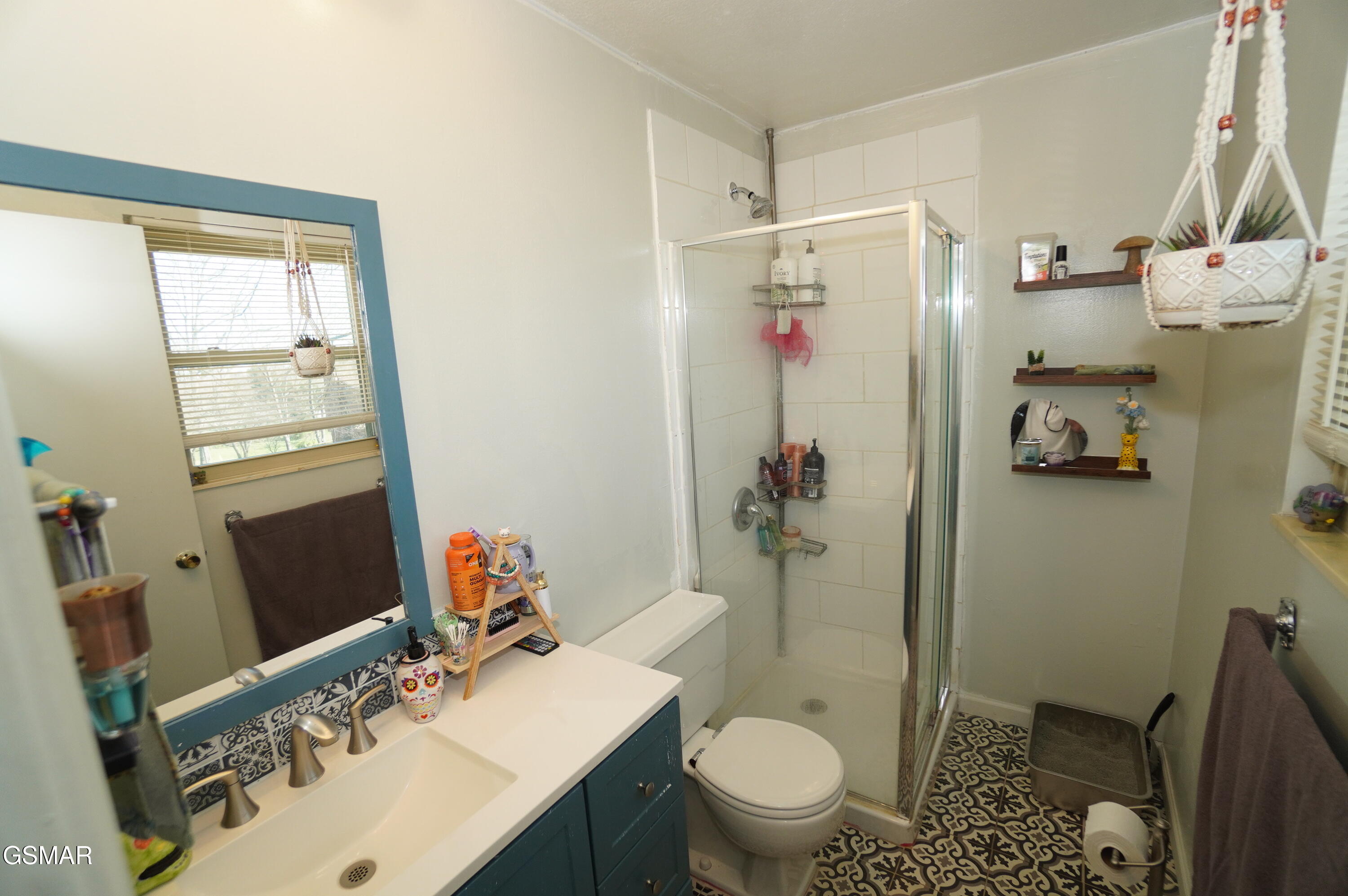 720 White Oak Circle Morristown TN 37814