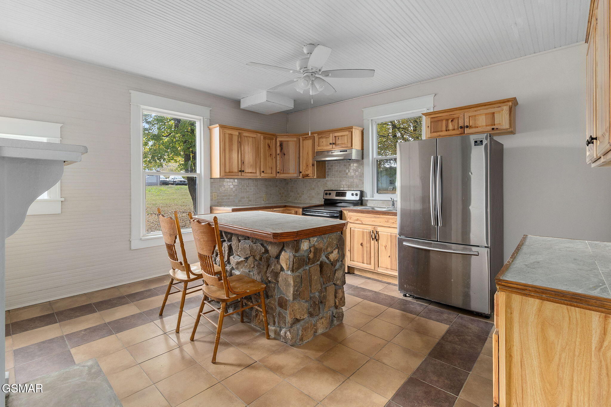 309 Englewood Avenue Englewood TN 37329