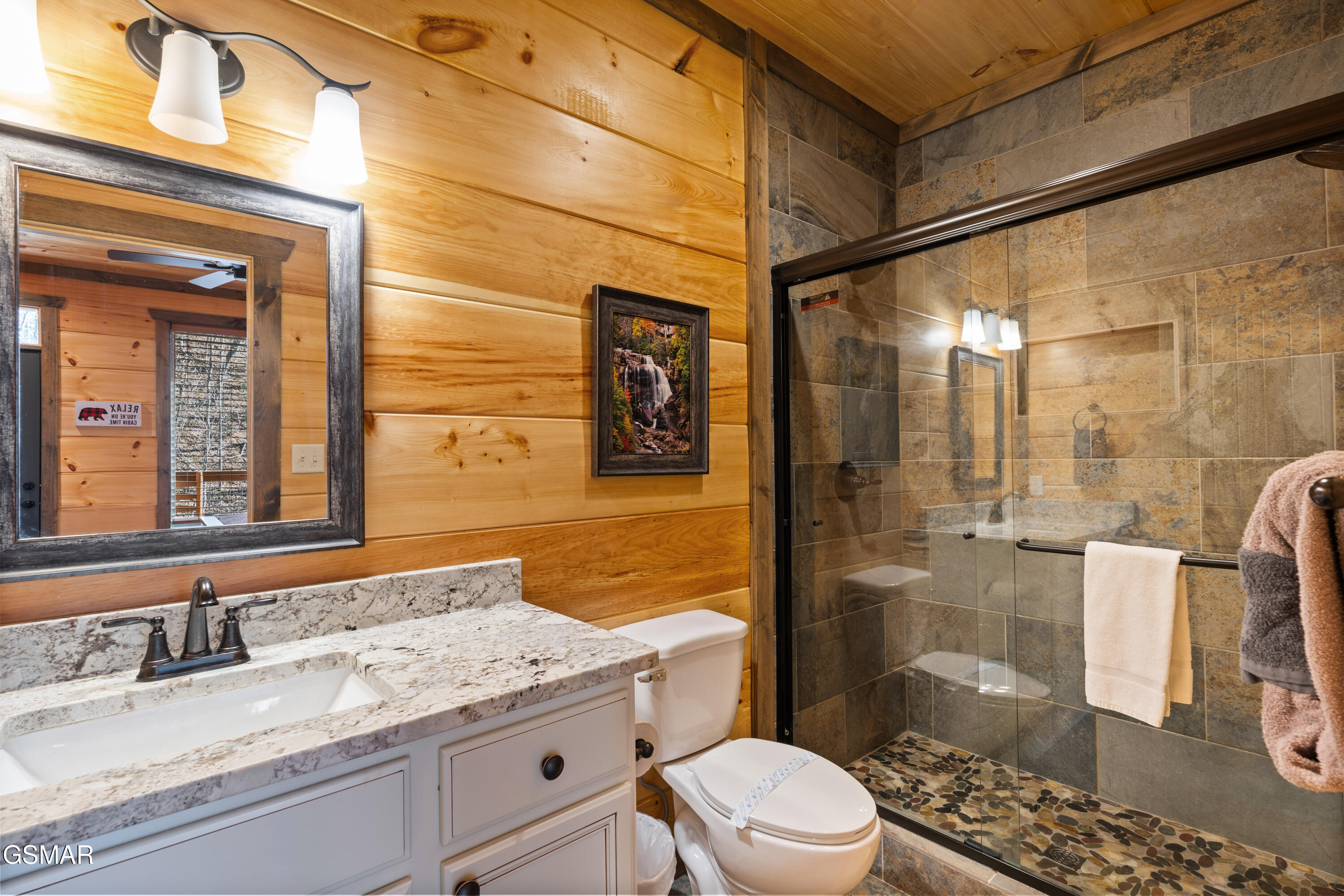 4548 Shangrila Way Sevierville TN 37862