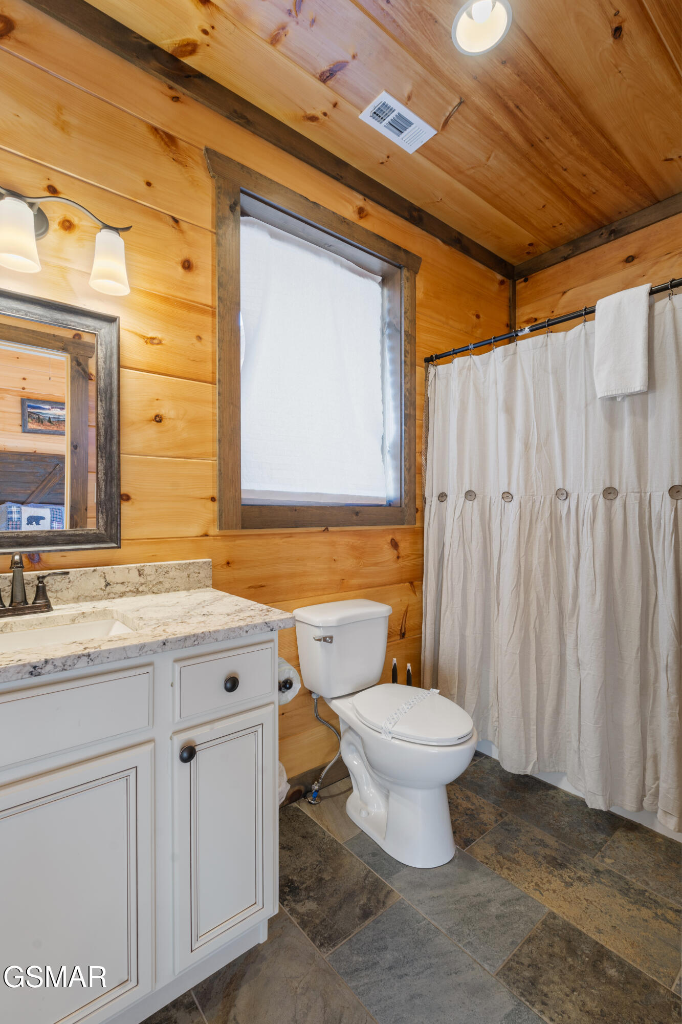 4548 Shangrila Way Sevierville TN 37862