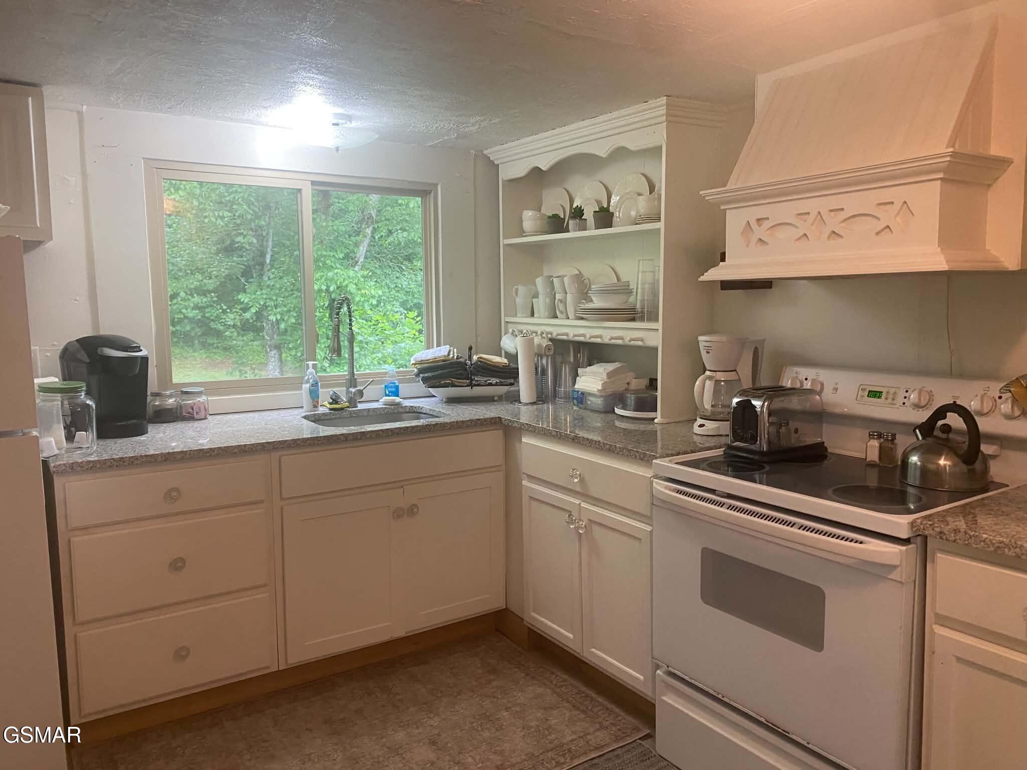 3224 Old Highway 411 Dandridge TN 37725