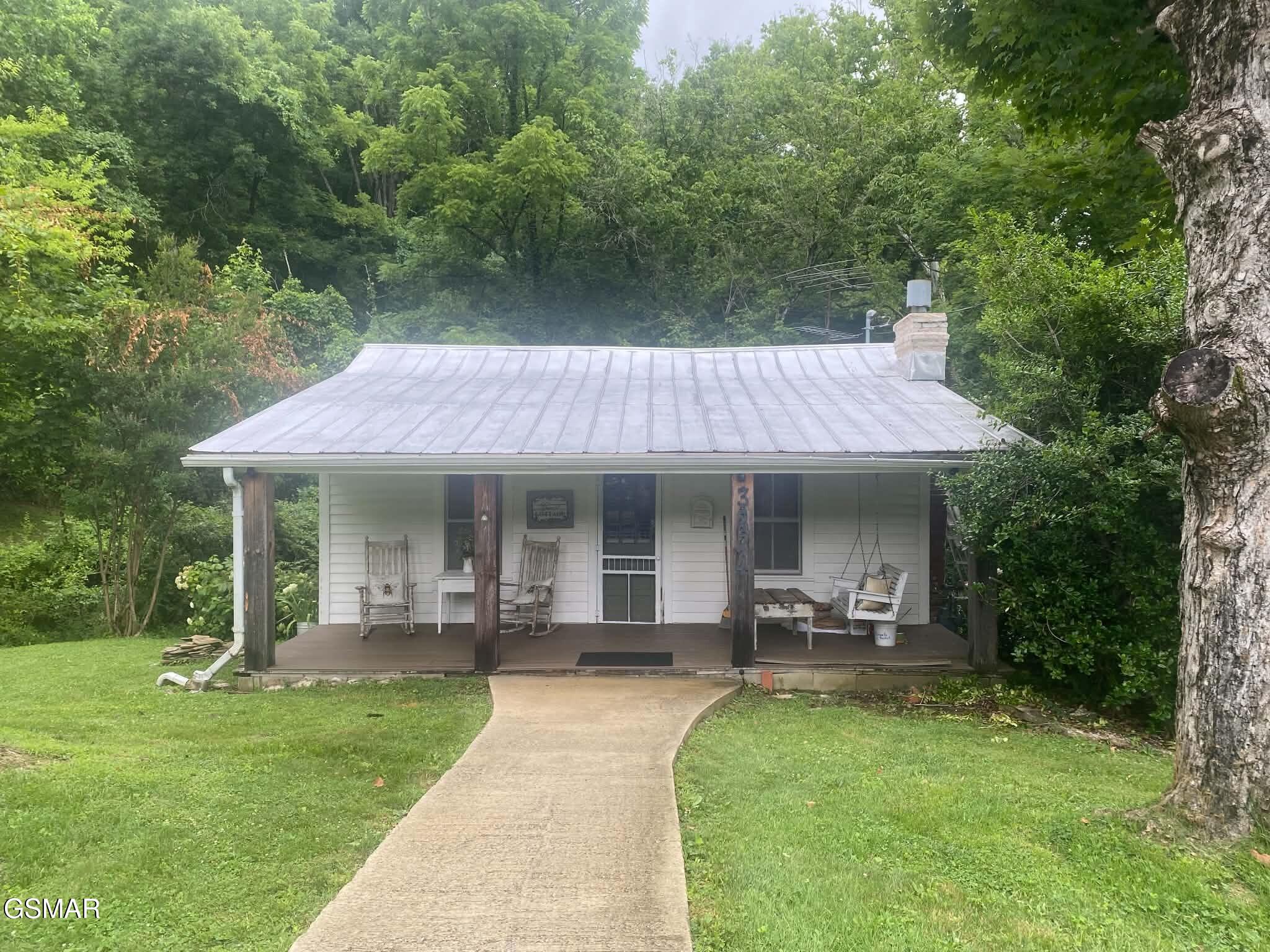 3224 Old Highway 411 Dandridge TN 37725