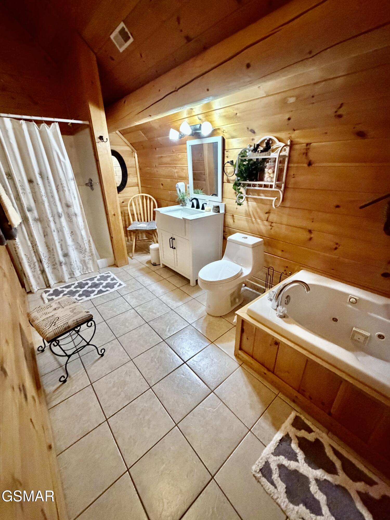 1347 Zachary Thomas Lane Sevierville TN 37876