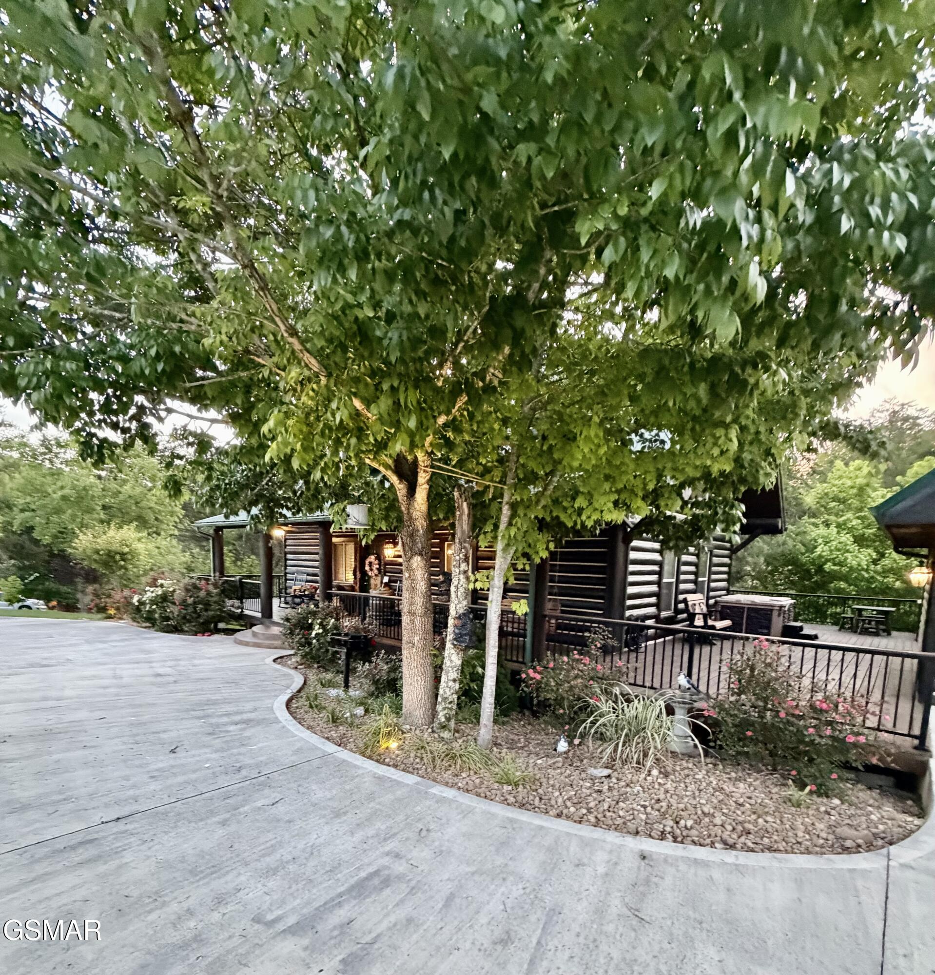 1347 Zachary Thomas Lane Sevierville TN 37876