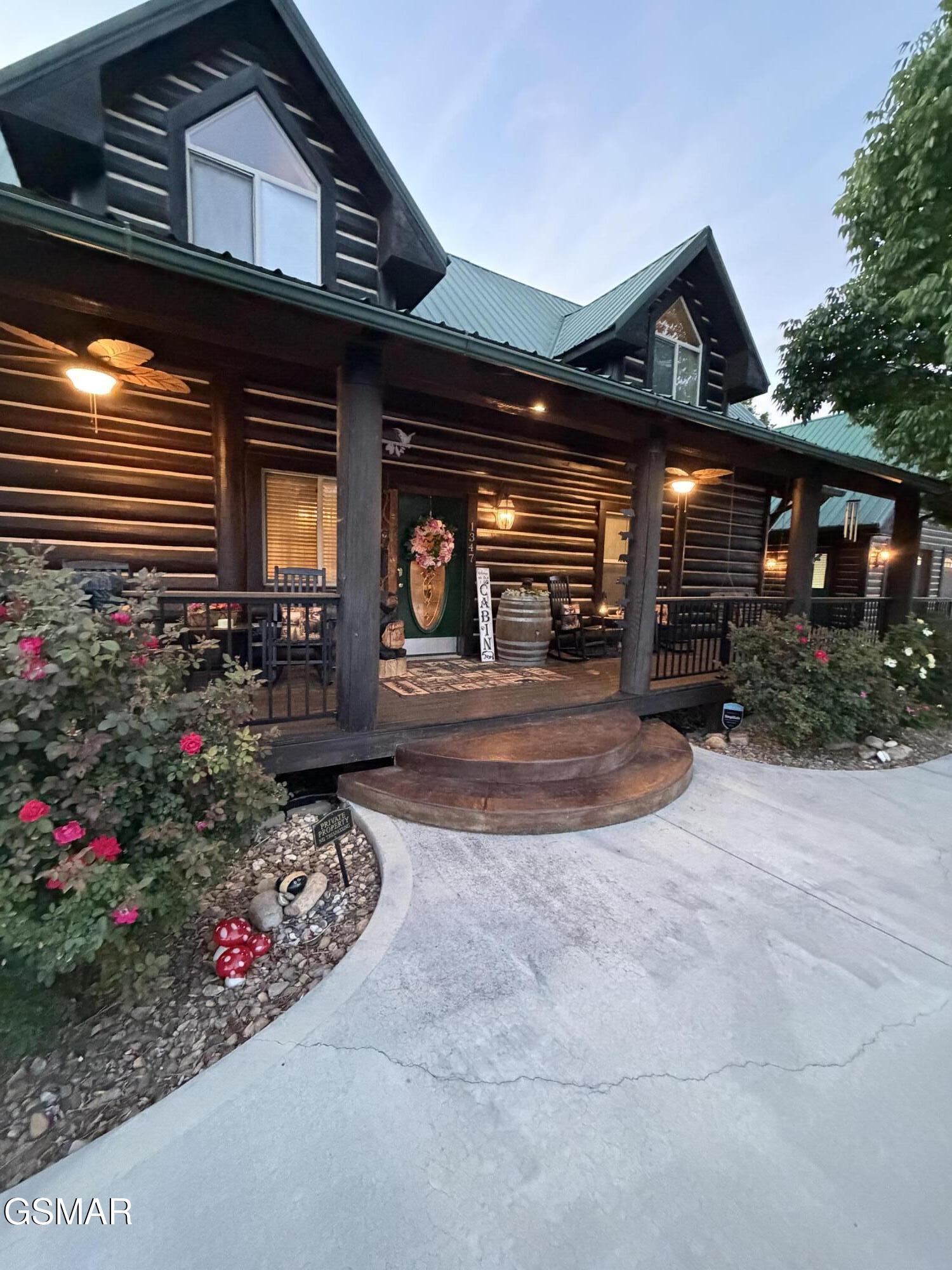 1347 Zachary Thomas Lane Sevierville TN 37876