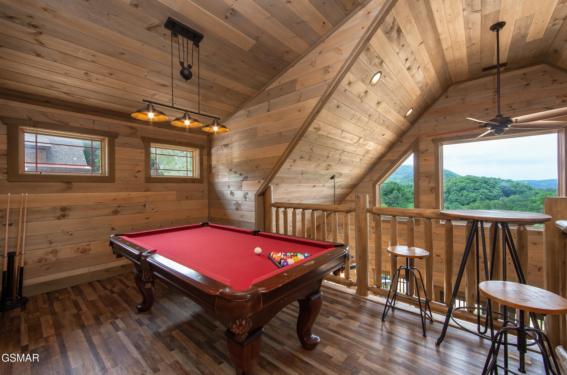 2344 Coopers Hawk Way Sevierville TN 37862